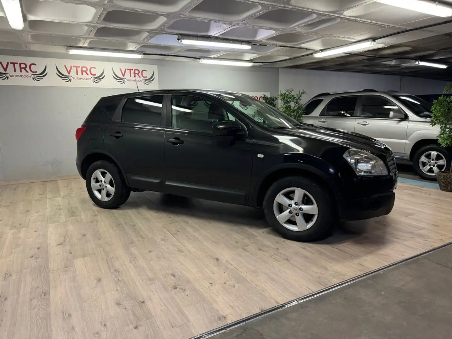 Nissan Qashqai 1.5dCi Acenta 4x2 Zwart - 2