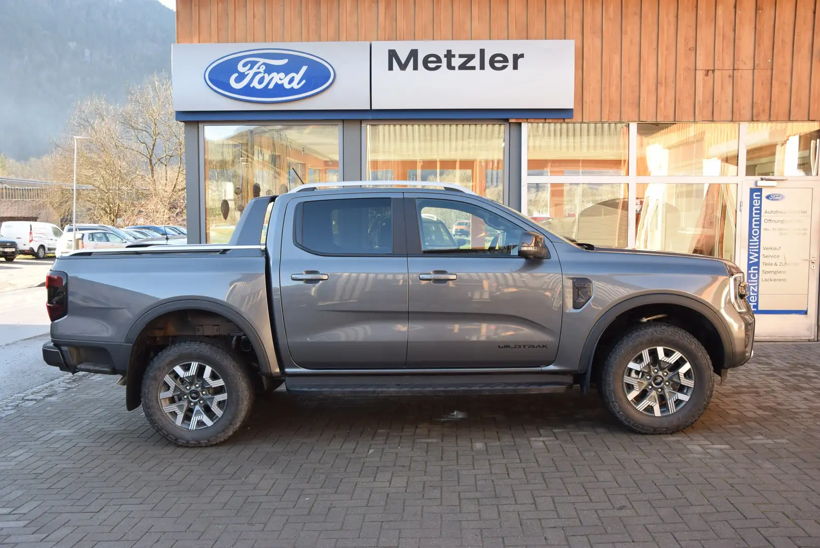 Ford Ranger **Plug-in-Hybrid**Wildtrak**e-4WD** Grau - 1