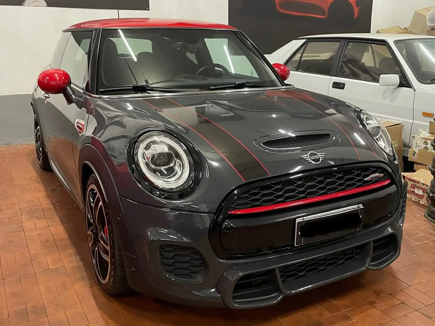 MINI John Cooper Works Mini IV F56 2018 3p 3p 2.0 auto Gris - 2