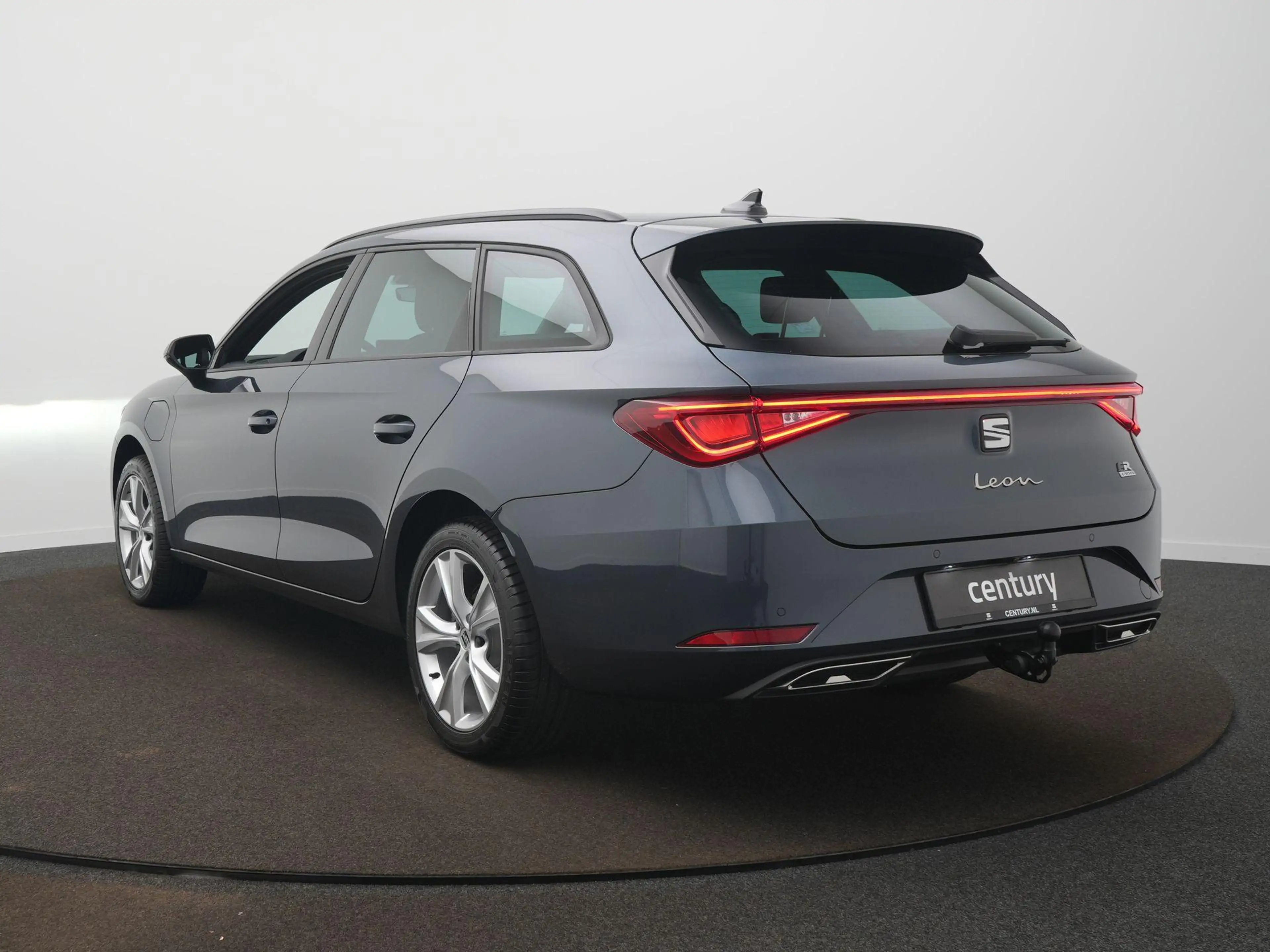 SEAT Leon e-Hybrid Sportstourer FR Business 1.5 TSI eHybrid 150 kW / — photo 7