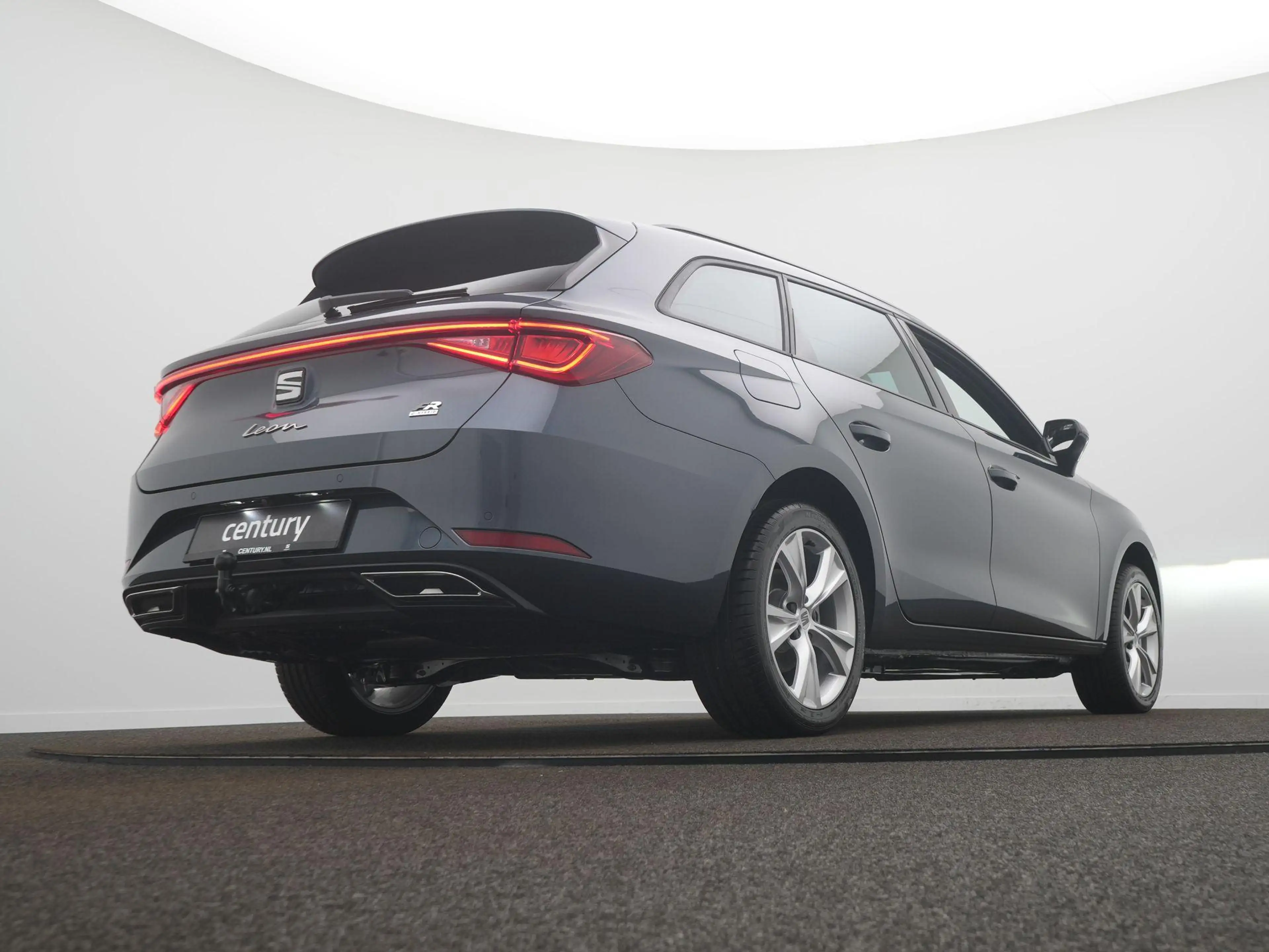 SEAT Leon e-Hybrid Sportstourer FR Business 1.5 TSI eHybrid 150 kW / — photo 10