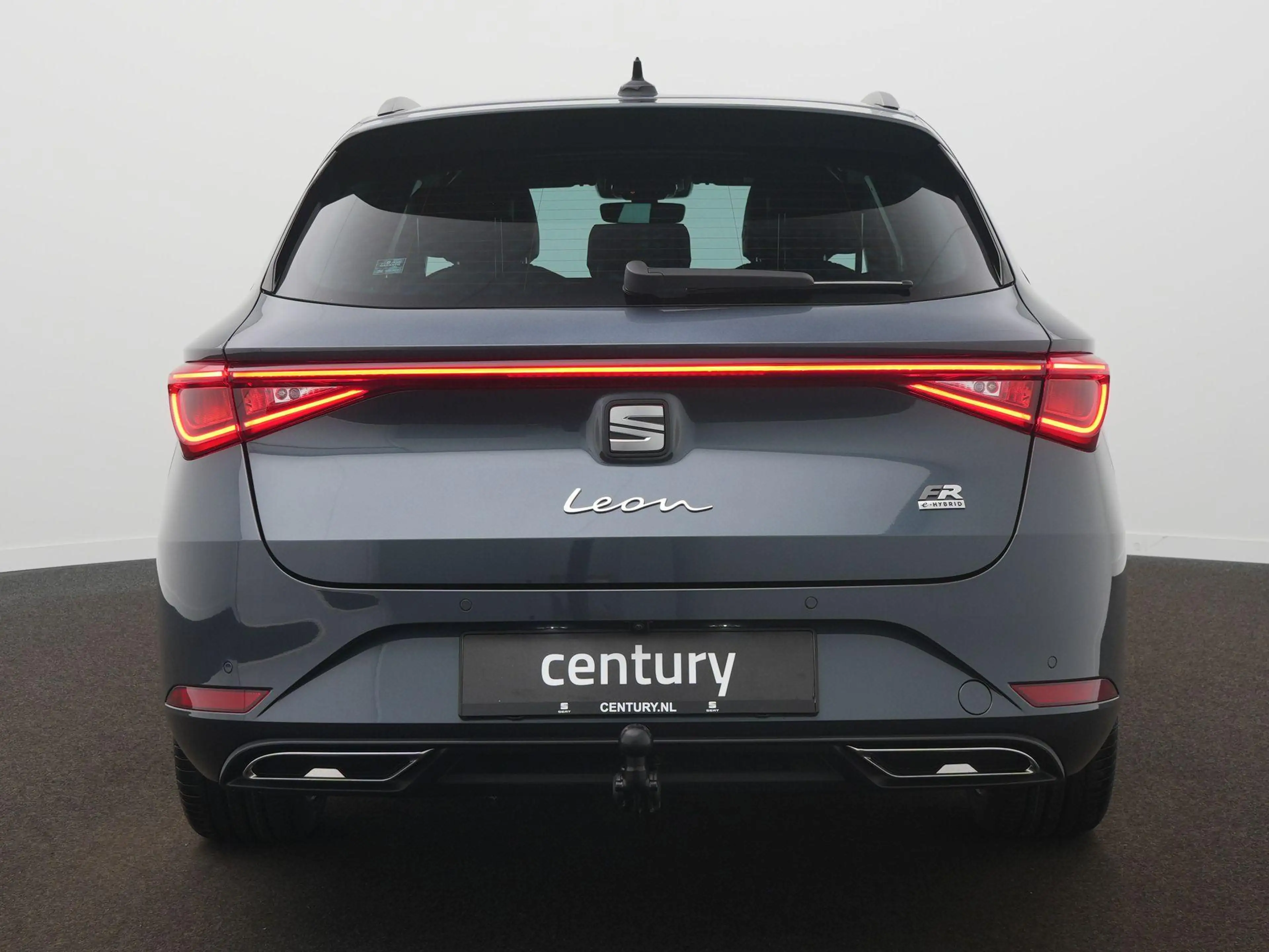 SEAT Leon e-Hybrid Sportstourer FR Business 1.5 TSI eHybrid 150 kW / — photo 6