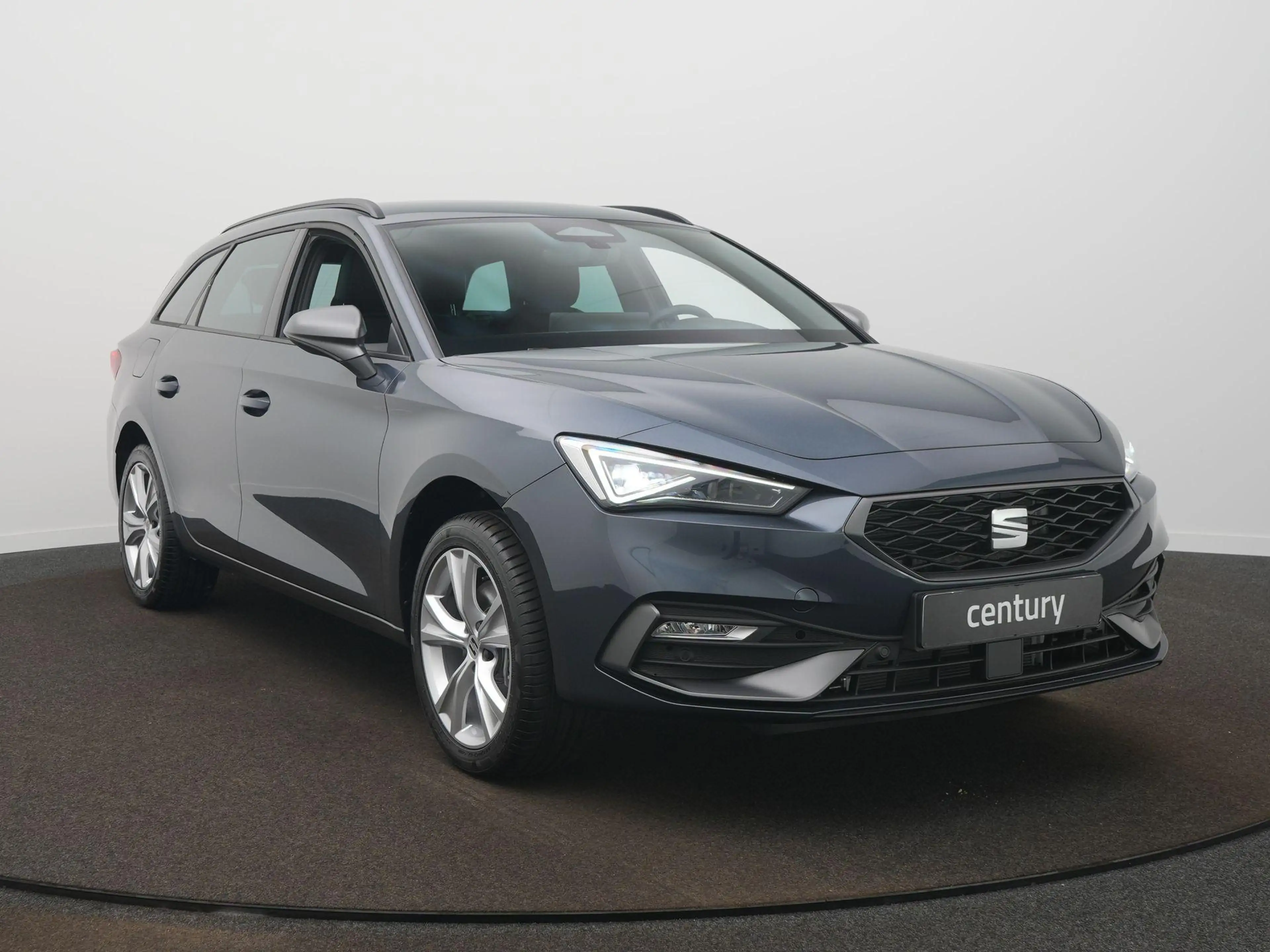 SEAT Leon e-Hybrid Sportstourer FR Business 1.5 TSI eHybrid 150 kW / — photo 3