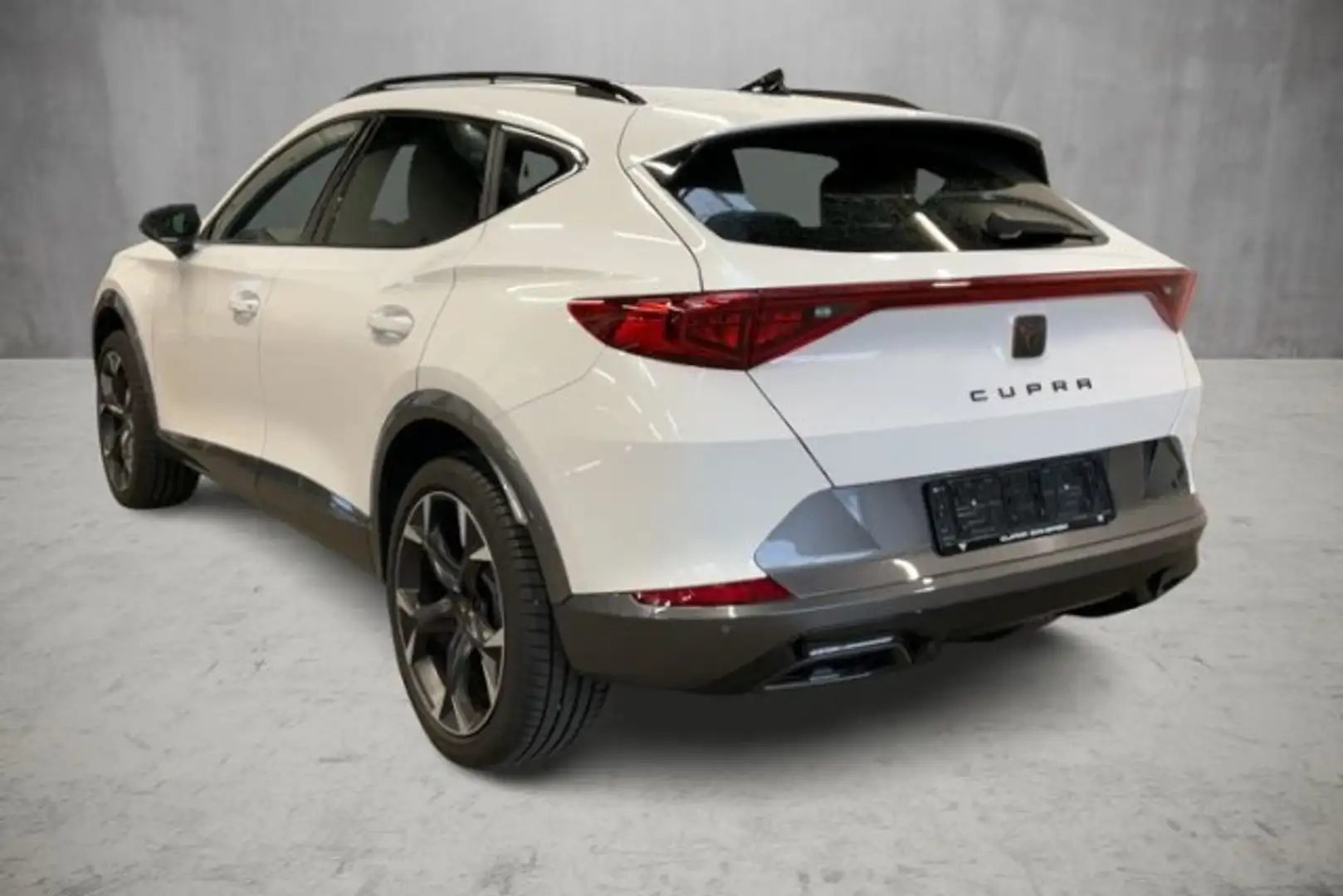 CUPRA Formentor 1.5 TSI DSG ACC+CARPLAY+SHZ+KESSY Klima Weiß - 2