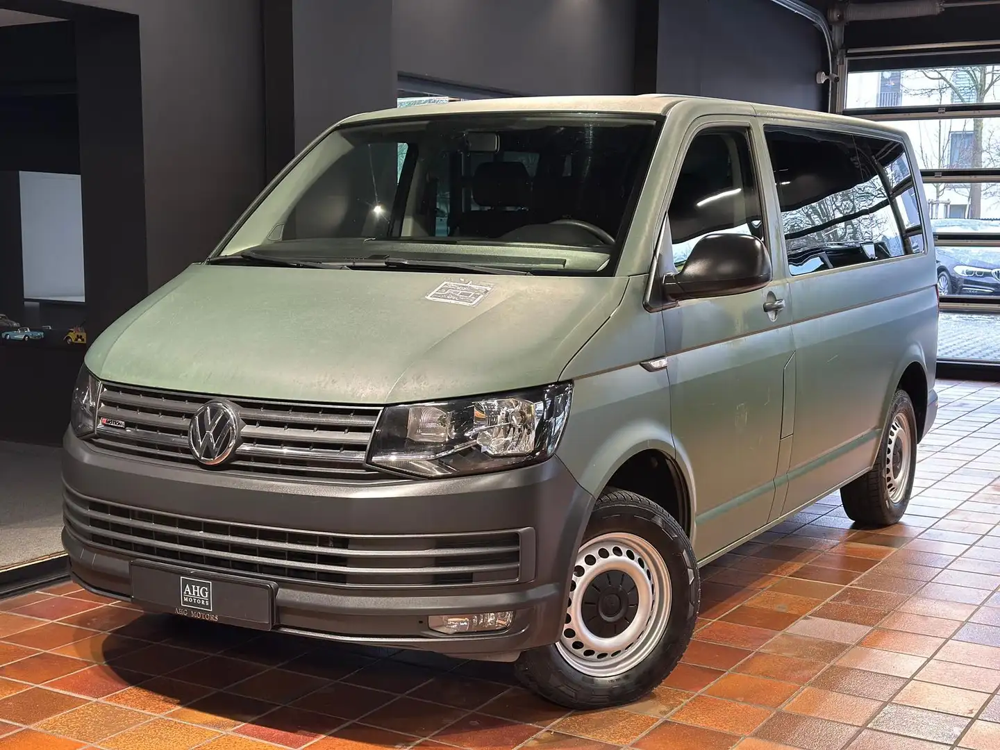 Volkswagen T6 Kombi T6 4MOTION KURZ 9-SITZER DIFSPERRE LUFT-STANDHEIZU Gris - 1