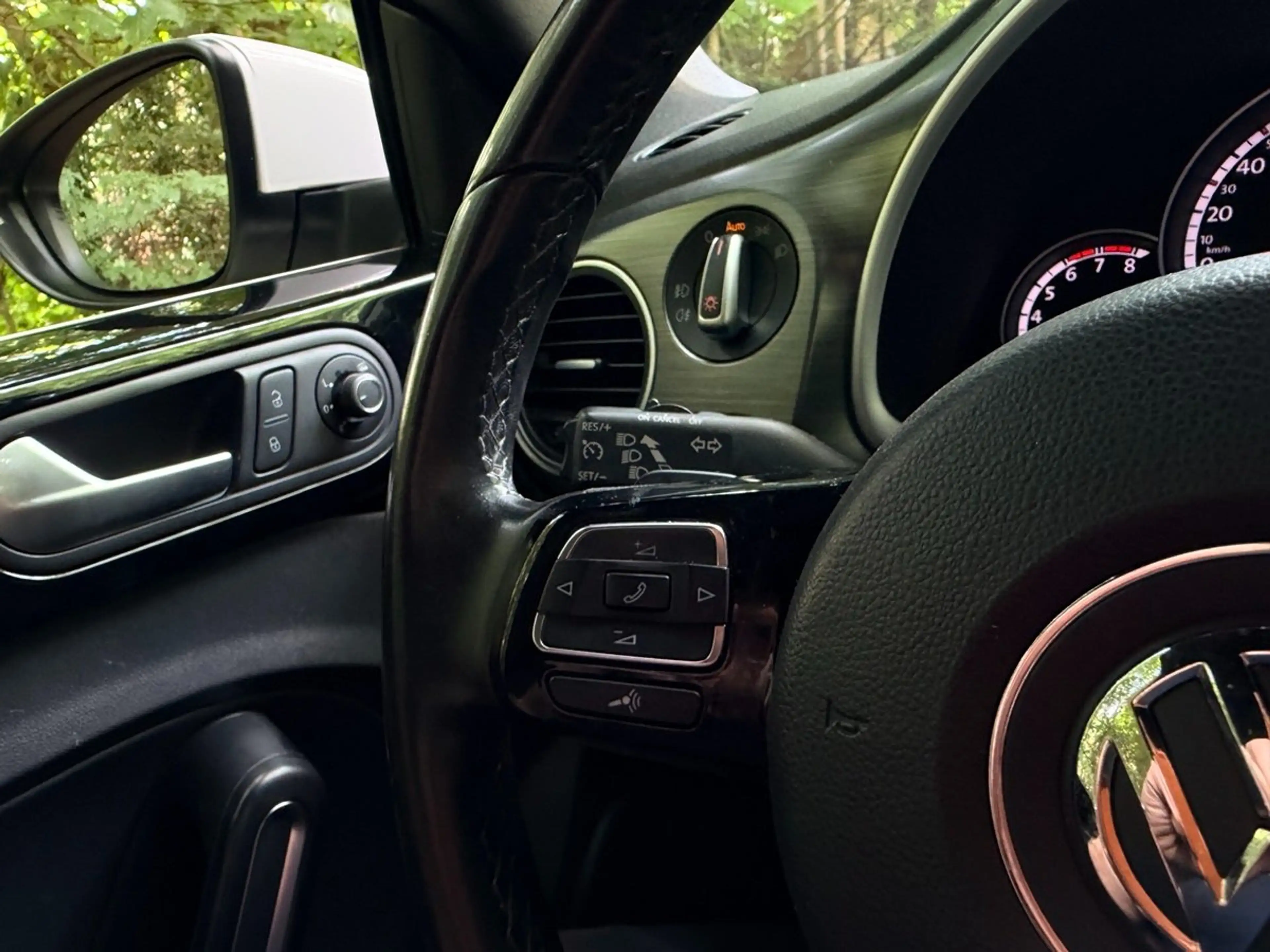 Volkswagen Beetle Cabrio 1.2 TSI Design Aut., Xenon/LED, Cruise, ECC — photo 15