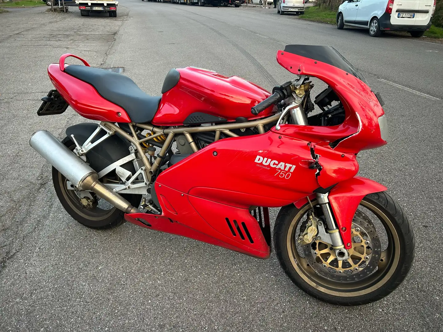 Ducati SuperSport 750 - 2