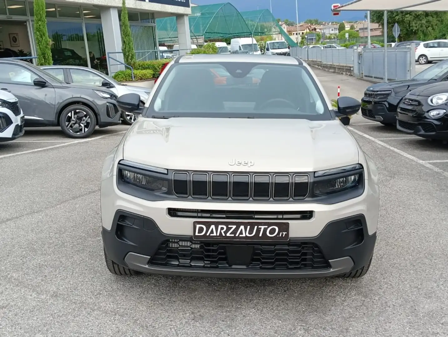 Jeep Avenger 1.2 100cv Longitude Grau - 2