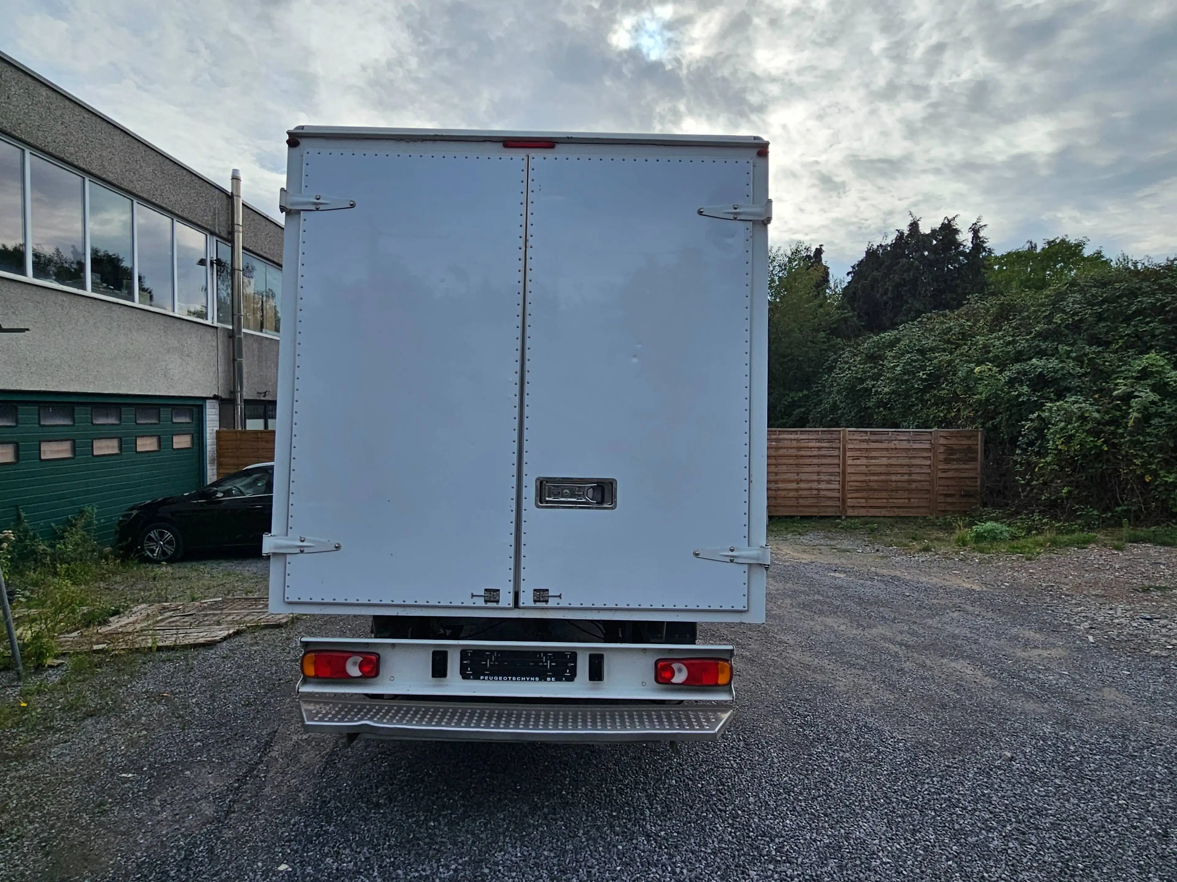 Peugeot Boxer 2.2 BlueHDi cabine — photo 4