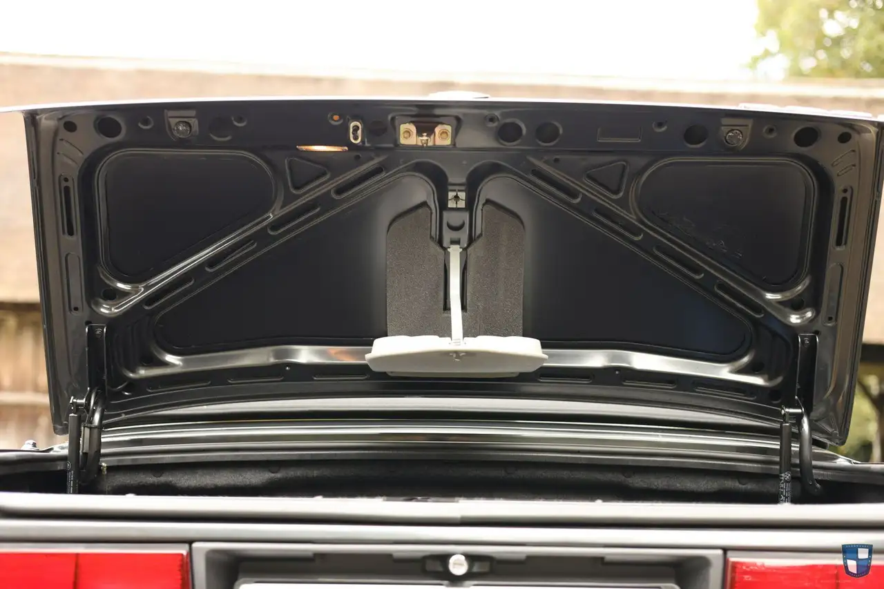 BMW 320i Cabriolet, foto 7