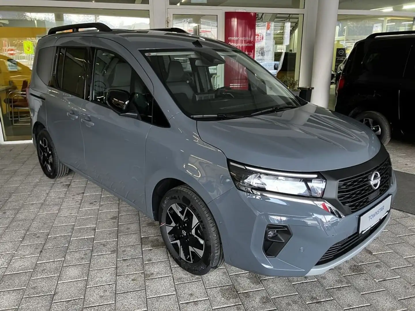 Nissan Townstar L1 DIG-T 130 Tekna 6MT Grau - 2
