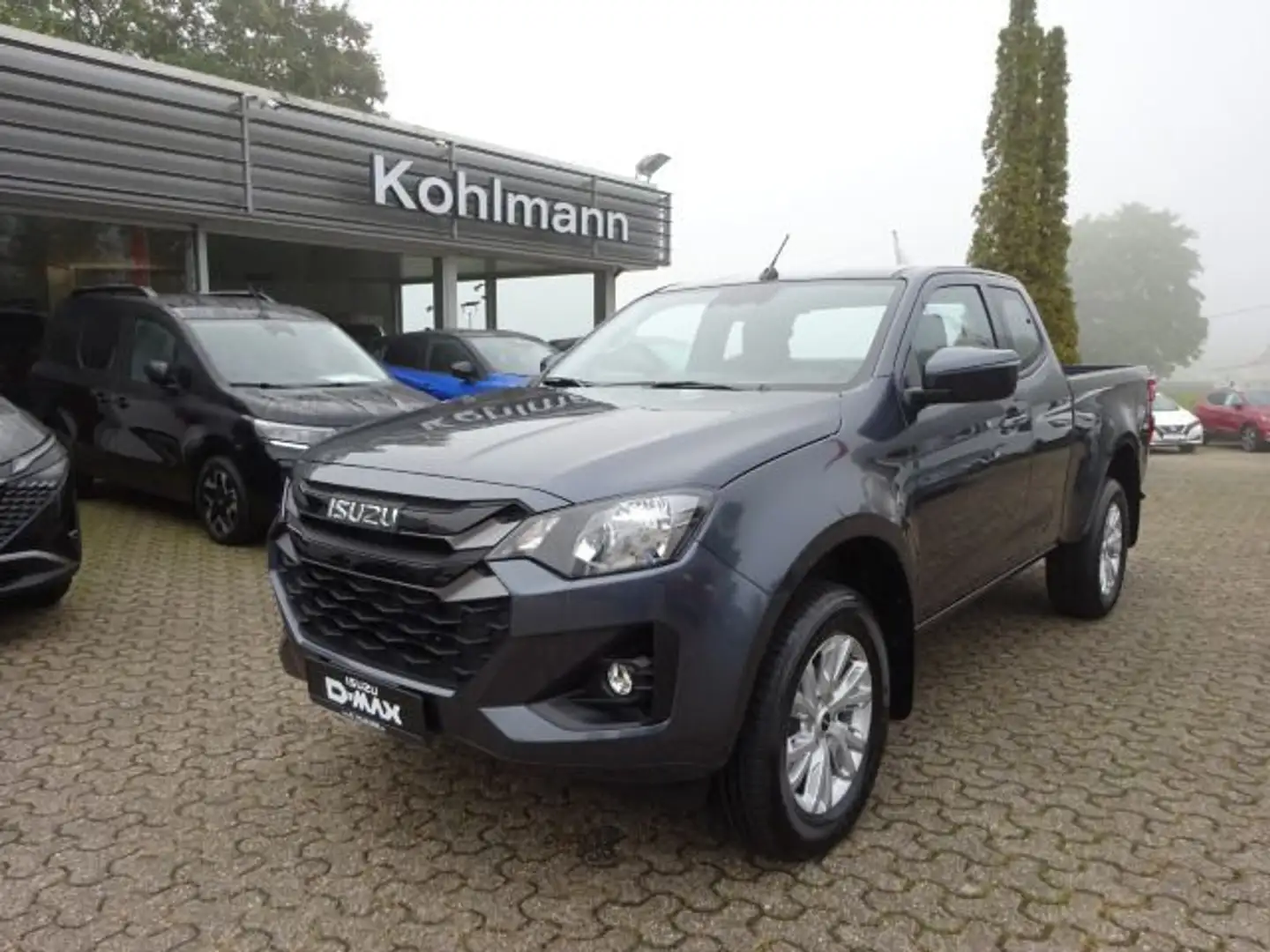 Isuzu D-Max Space Cab 4WD LS Kamera PDC CarPlay Grau - 1