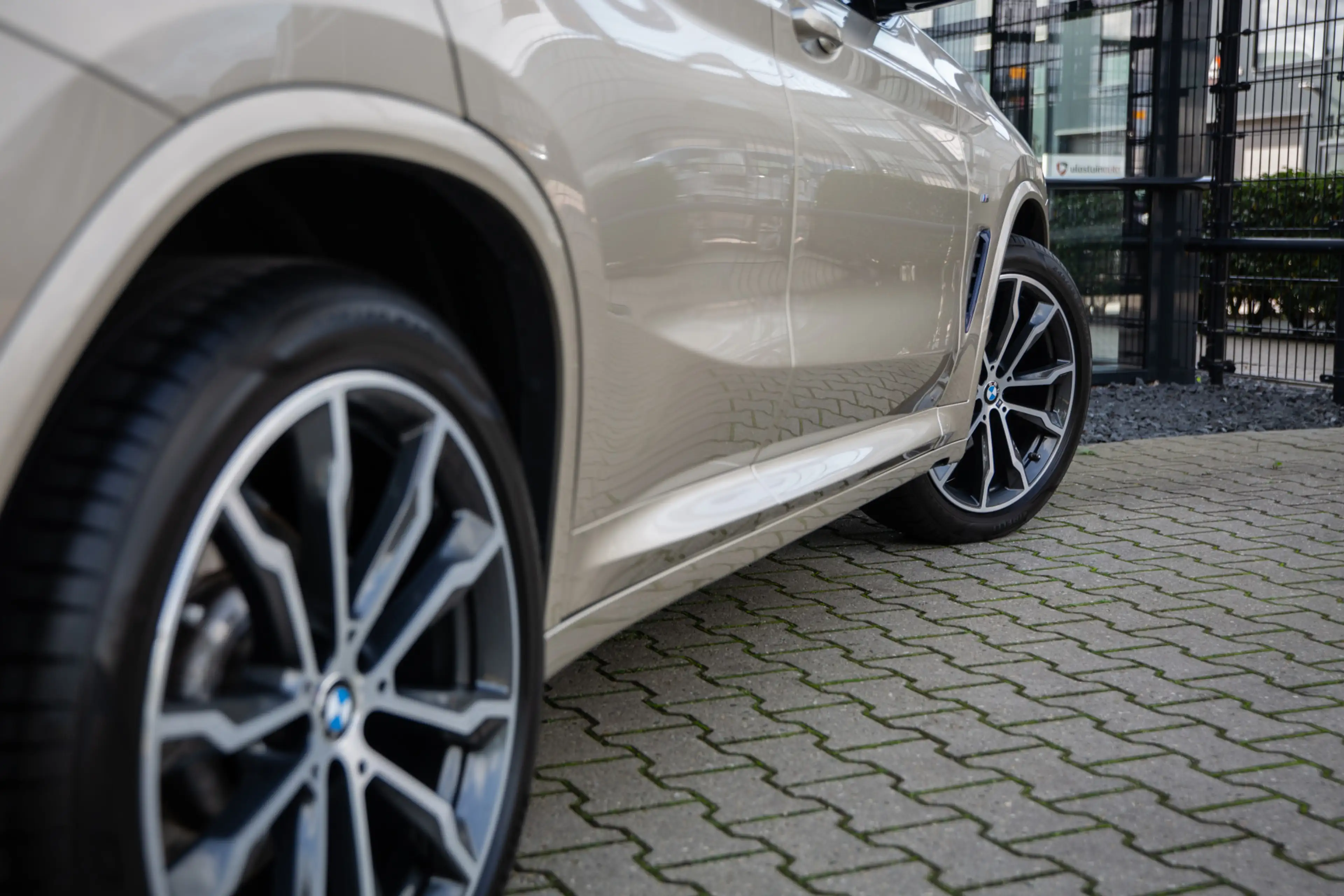 BMW X4 xDrive20i High Executive M-Sport , Head-up Display — photo 8