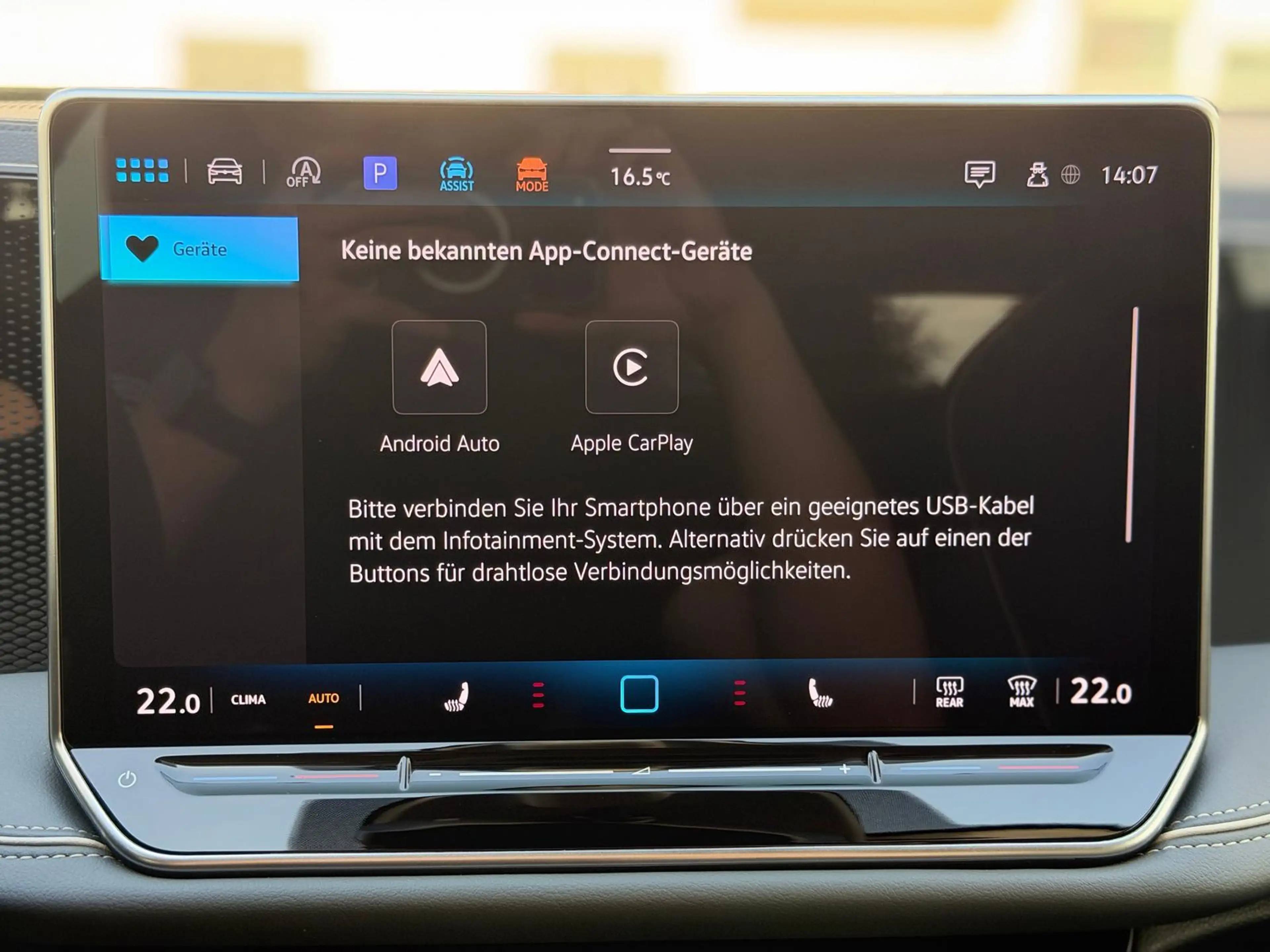 Volkswagen Passat Variant 1.5 eTSI Business HUD | DCC | ACC — photo 13