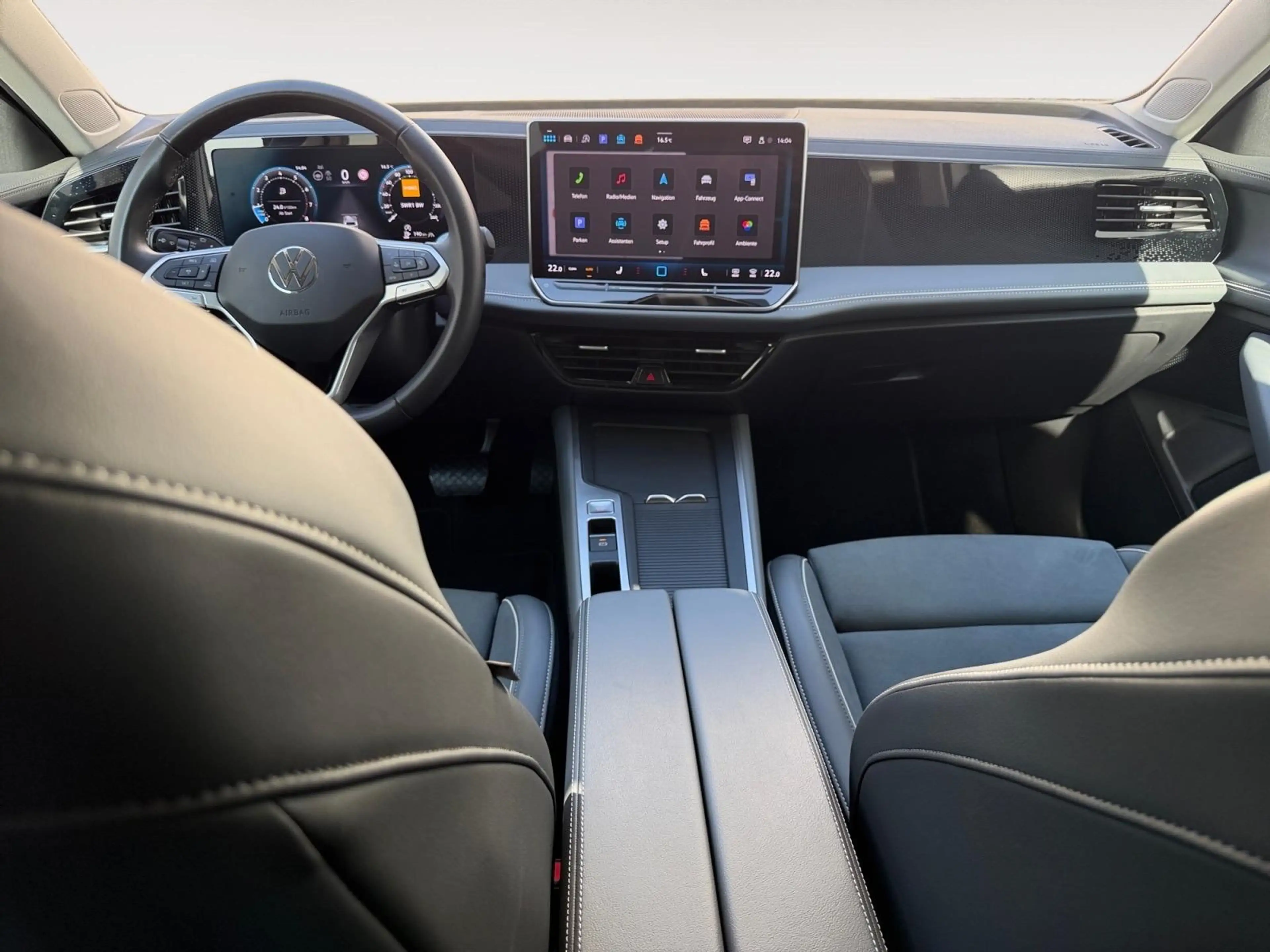 Volkswagen Passat Variant 1.5 eTSI Business HUD | DCC | ACC — photo 7