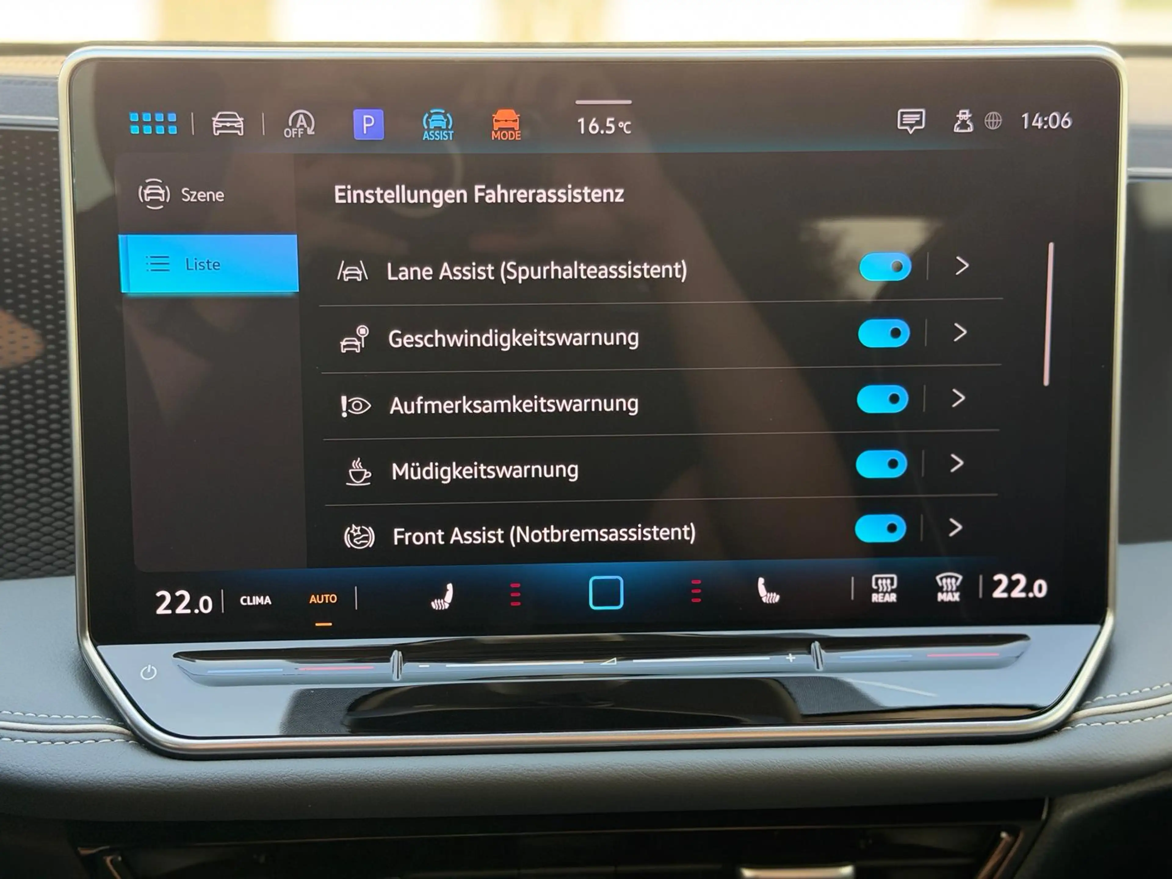 Volkswagen Passat Variant 1.5 eTSI Business HUD | DCC | ACC — photo 11