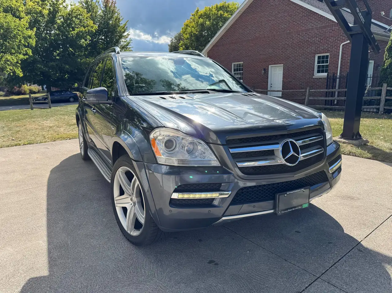 Mercedes-Benz GL-Class снимка Mercedes-Benz GL-Class