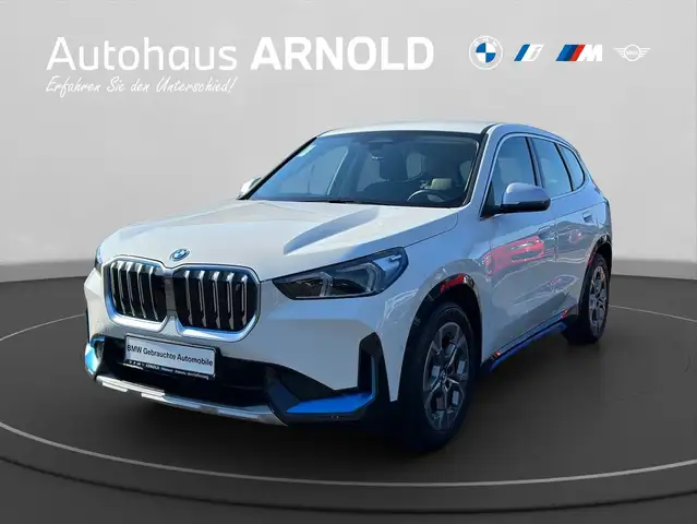 BMW iX1 xDrive30 xLine LED RFK Komfortzg. Fast Charger