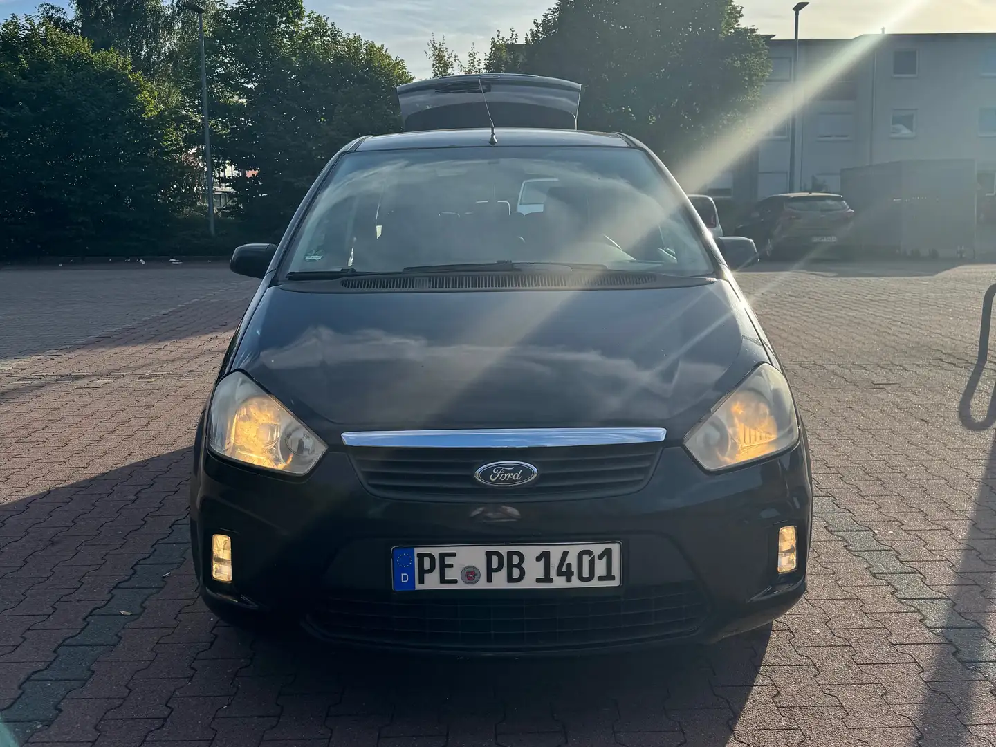 Ford C-Max C-MAX 1.6 Schwarz - 1