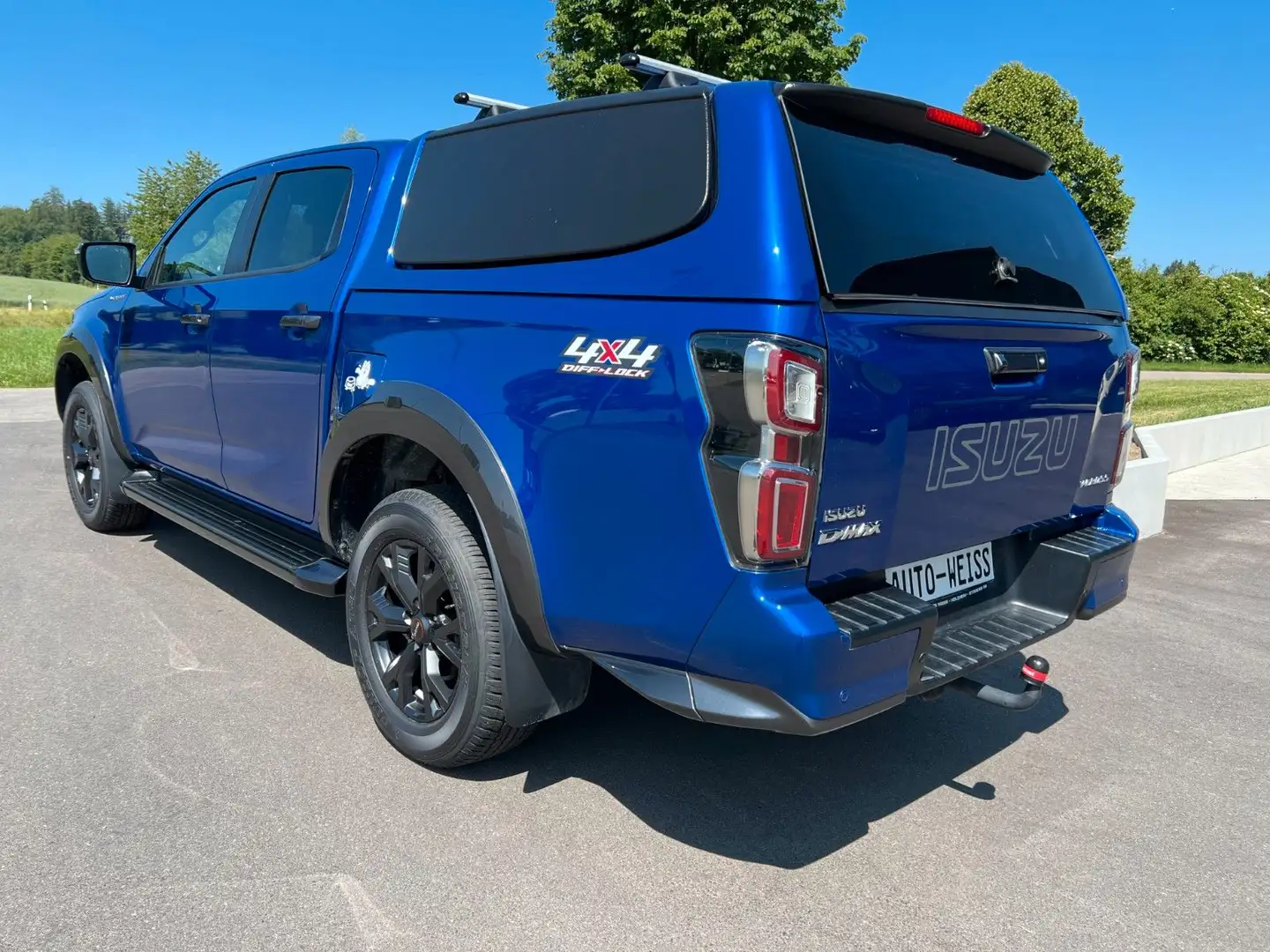 Isuzu D-Max Double Cab 4WD V-CROSS,HARDTOP,AHK,UVM.... Blau - 2