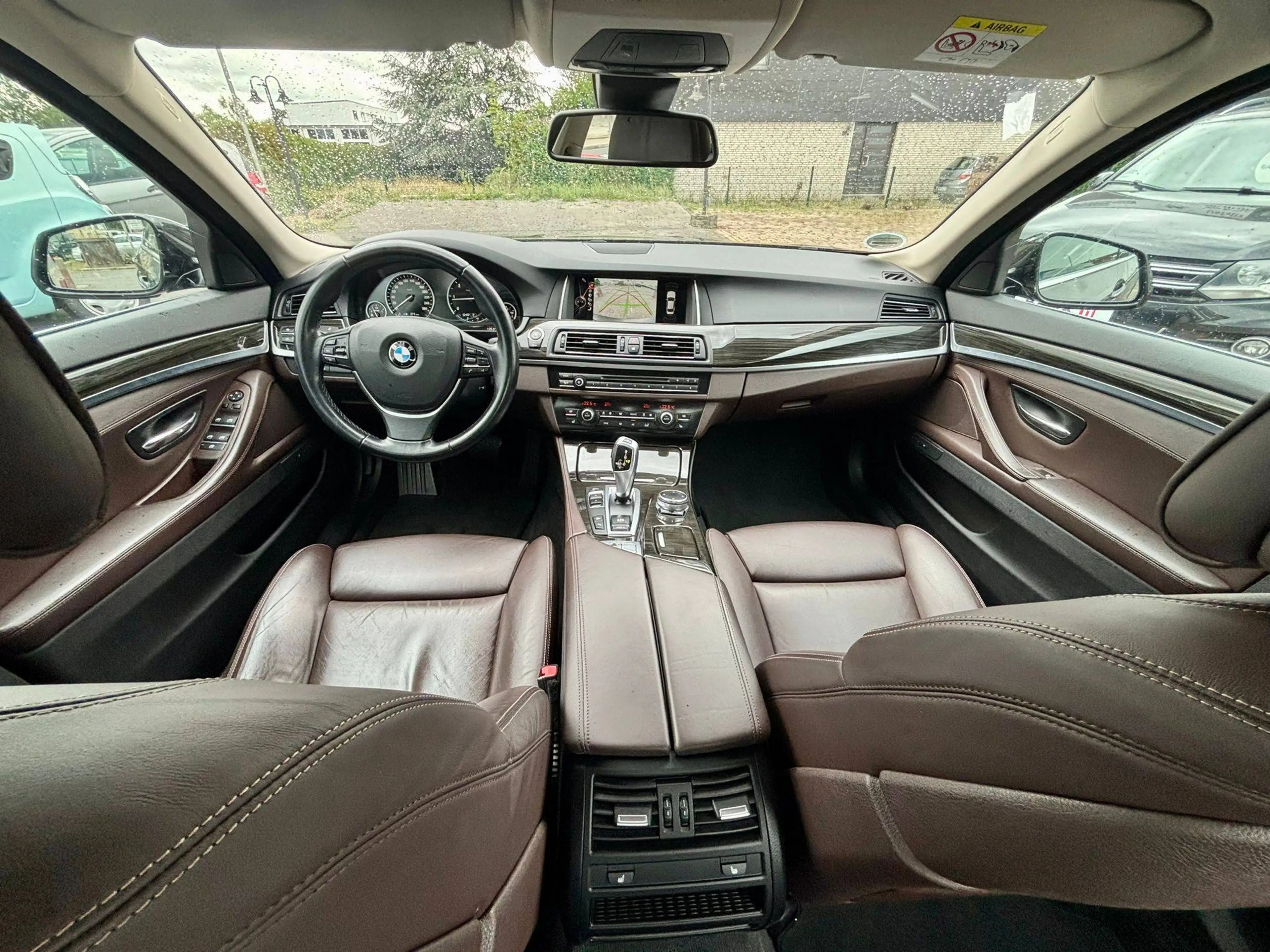 BMW 525 525d xDrive Lim. "Luxury Line" — photo 10