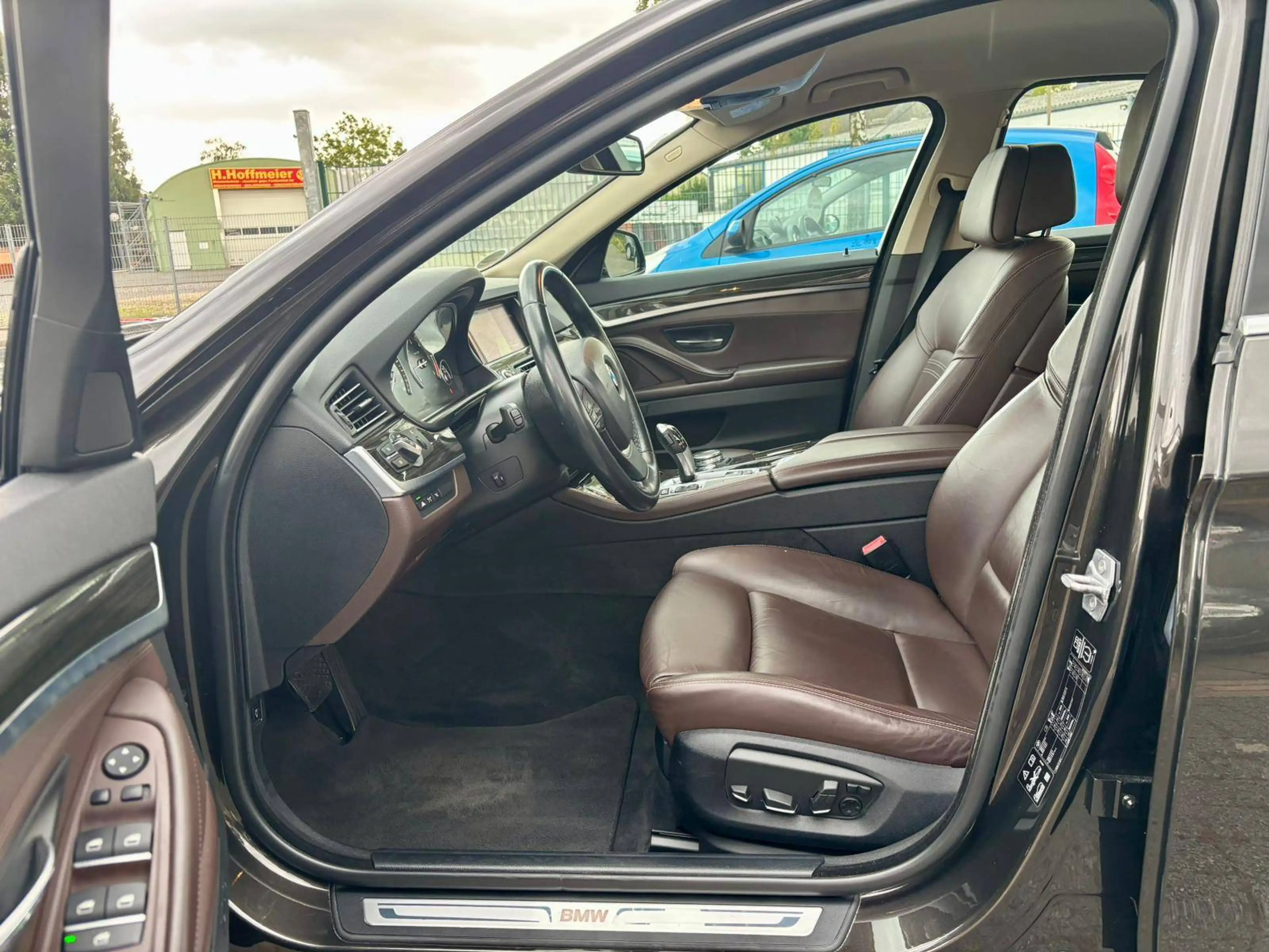 BMW 525 525d xDrive Lim. "Luxury Line" — photo 8