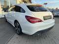 Mercedes-Benz CLA 200 Shooting Brake NAVI KLIMA PDC PANO Blanc - thumbnail 3