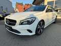 Mercedes-Benz CLA 200 Shooting Brake NAVI KLIMA PDC PANO Blanc - thumbnail 1