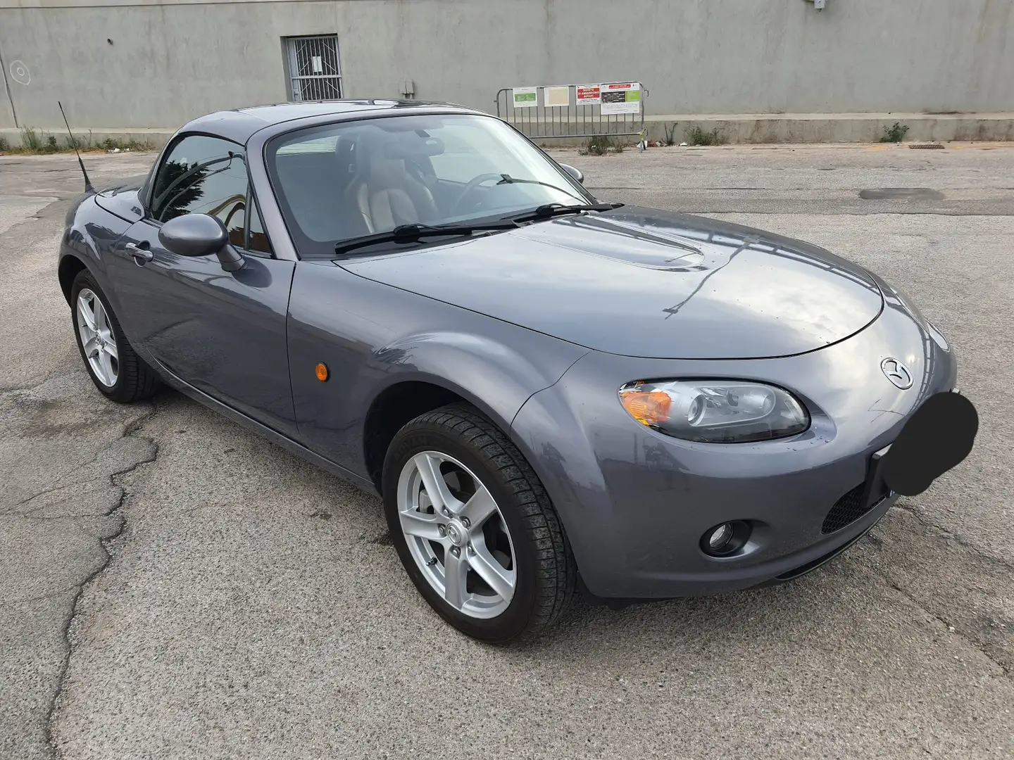 Mazda MX-5 Roadster Coupe 1.8 Wind - 2