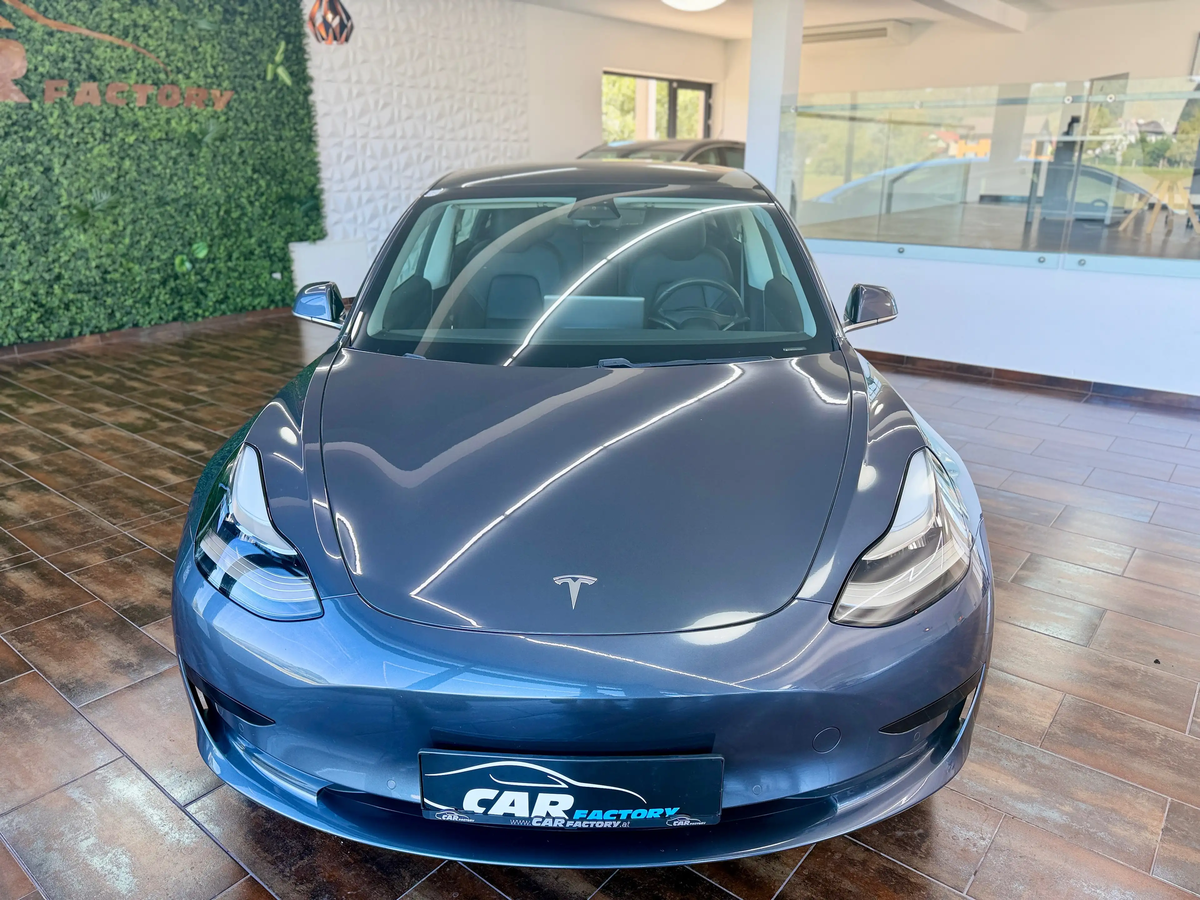Tesla Model 3 Model 3 Standart Range PLUS * 18 ZOLL * WENIG KM * TOP ZUSTAND * — photo 3