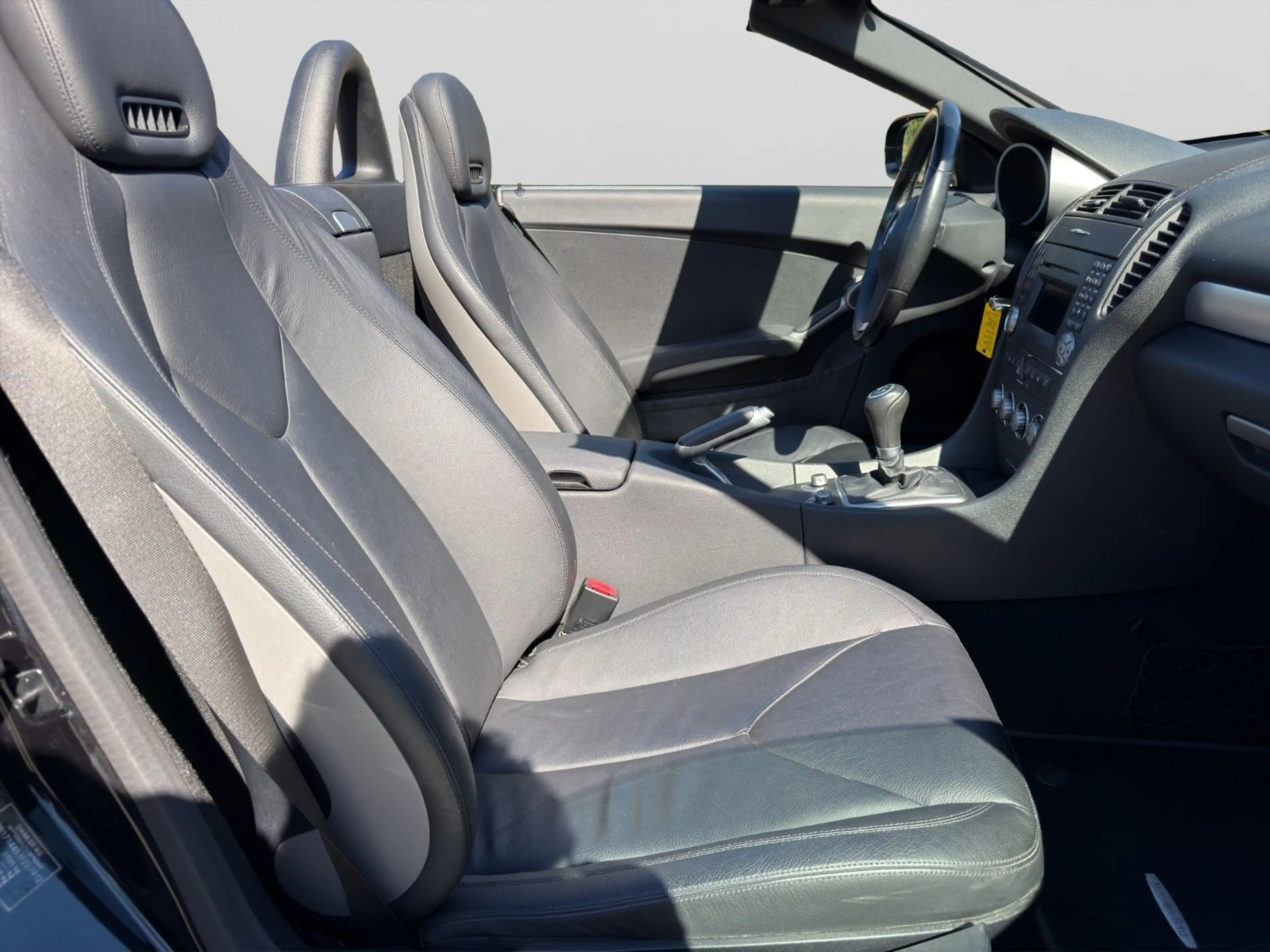 Mercedes-Benz SLK 200 Kompressor / Klimaaut. / Temp. / 2.Hand — photo 13