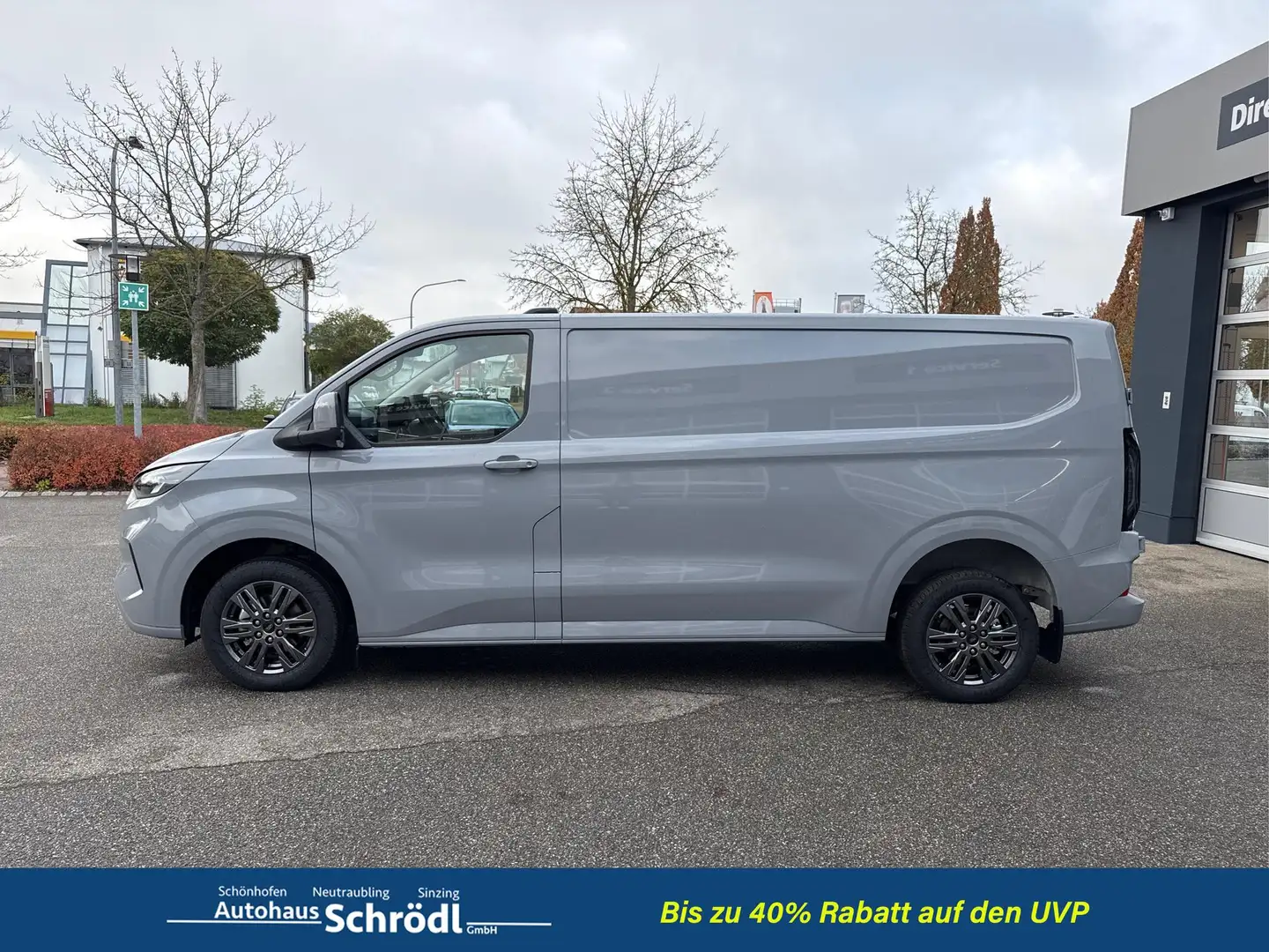 Ford Transit Custom Limited 320 L2 2.0 EcoBlue FWD EcoBlue Grau - 2