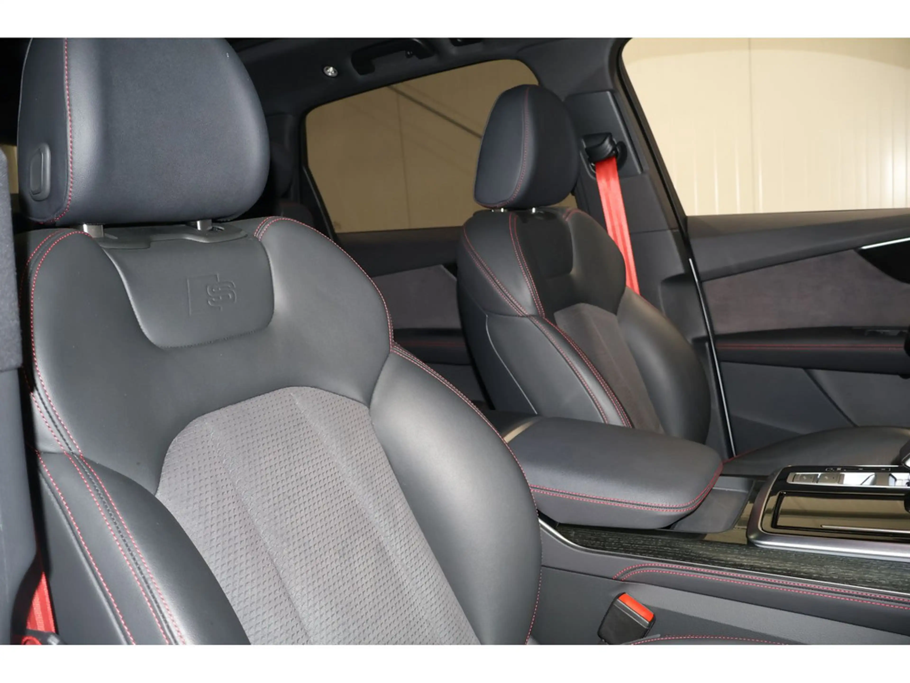 Audi Q7 TDI quattro S line business Pano*Matrix*Head-Up * — photo 9