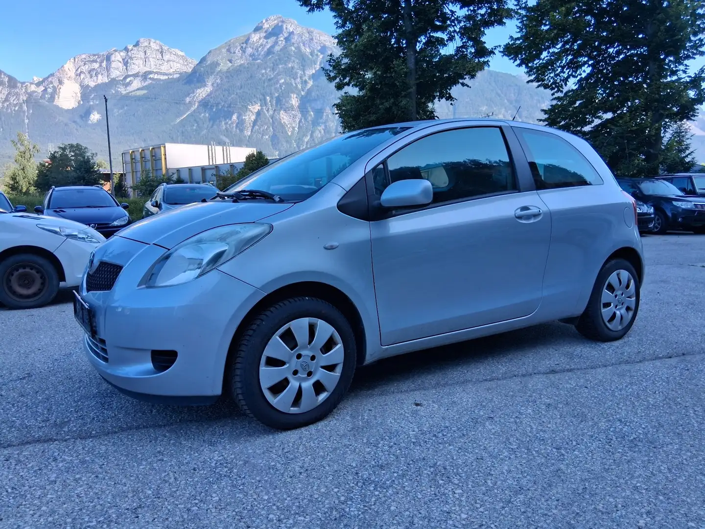 Toyota Yaris 1.0 VVT-i - 1