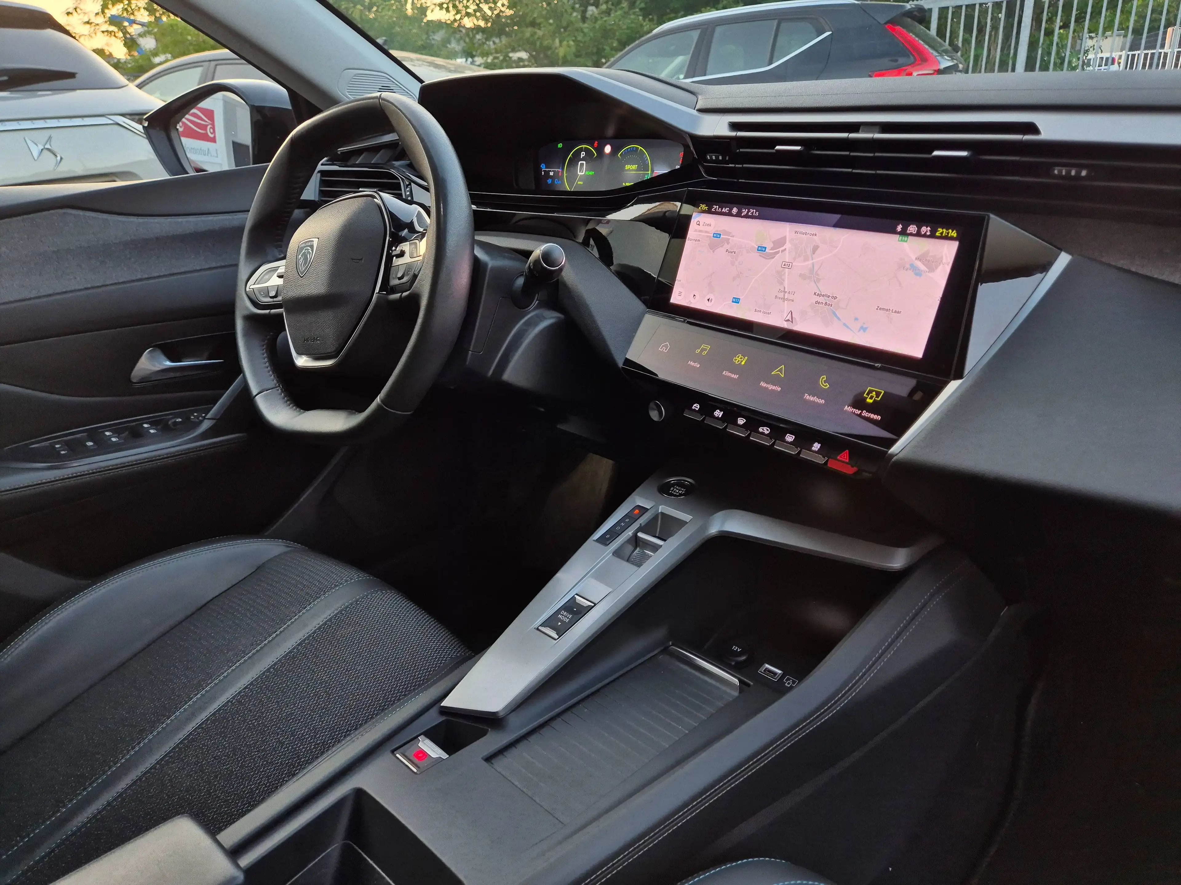 Peugeot 308 SW 1.6 PHEV HYBRID // ALLURE // e-EAT8 // 84.657 KM !! 2023 !! — photo 15