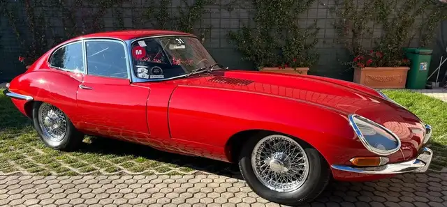 Jaguar E-Type Series 1 FHC