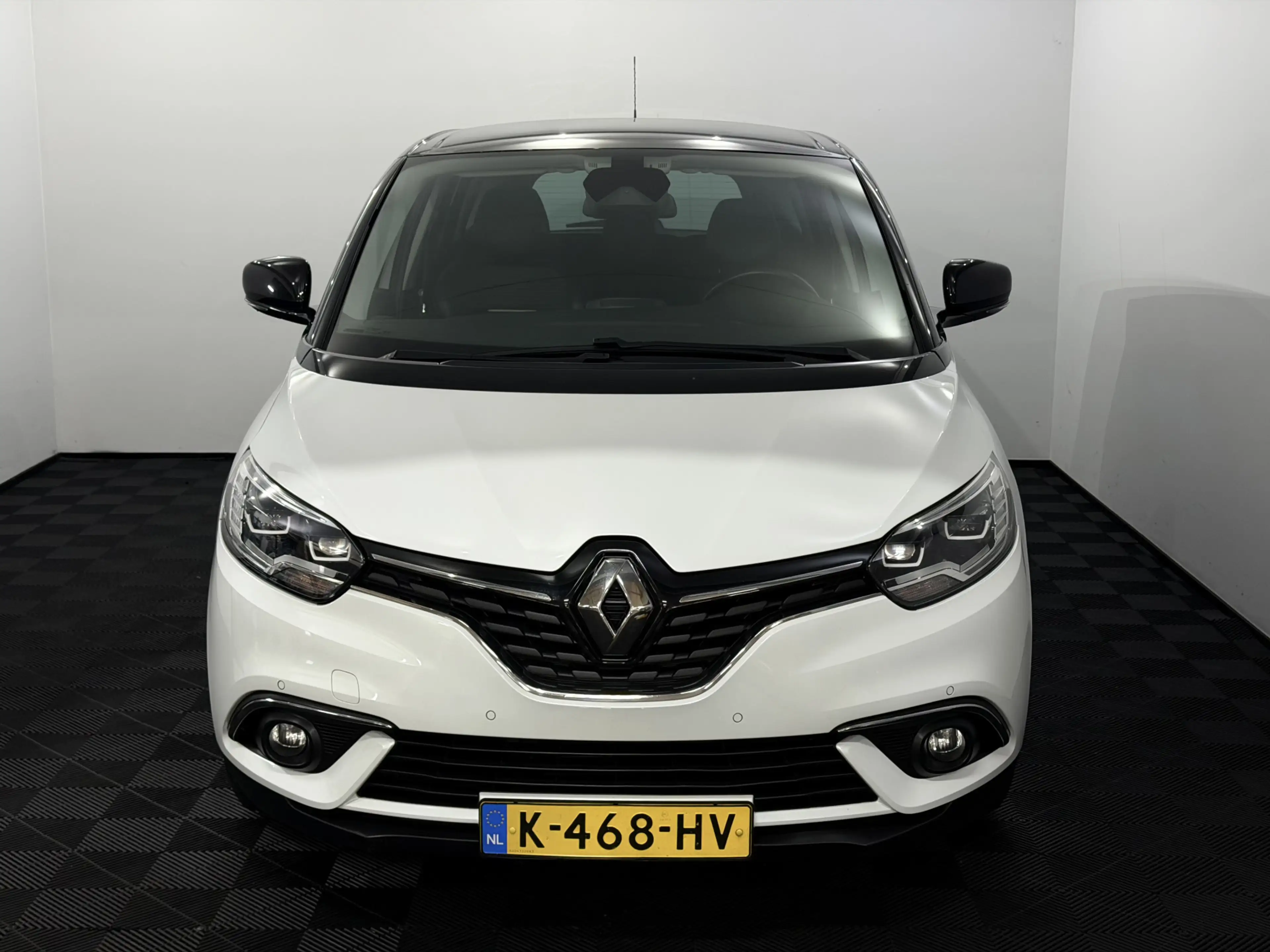 Renault Grand Scenic 1.3 TCe Bose 7p. Camera, Navi, Half leder, Keyless — photo 2