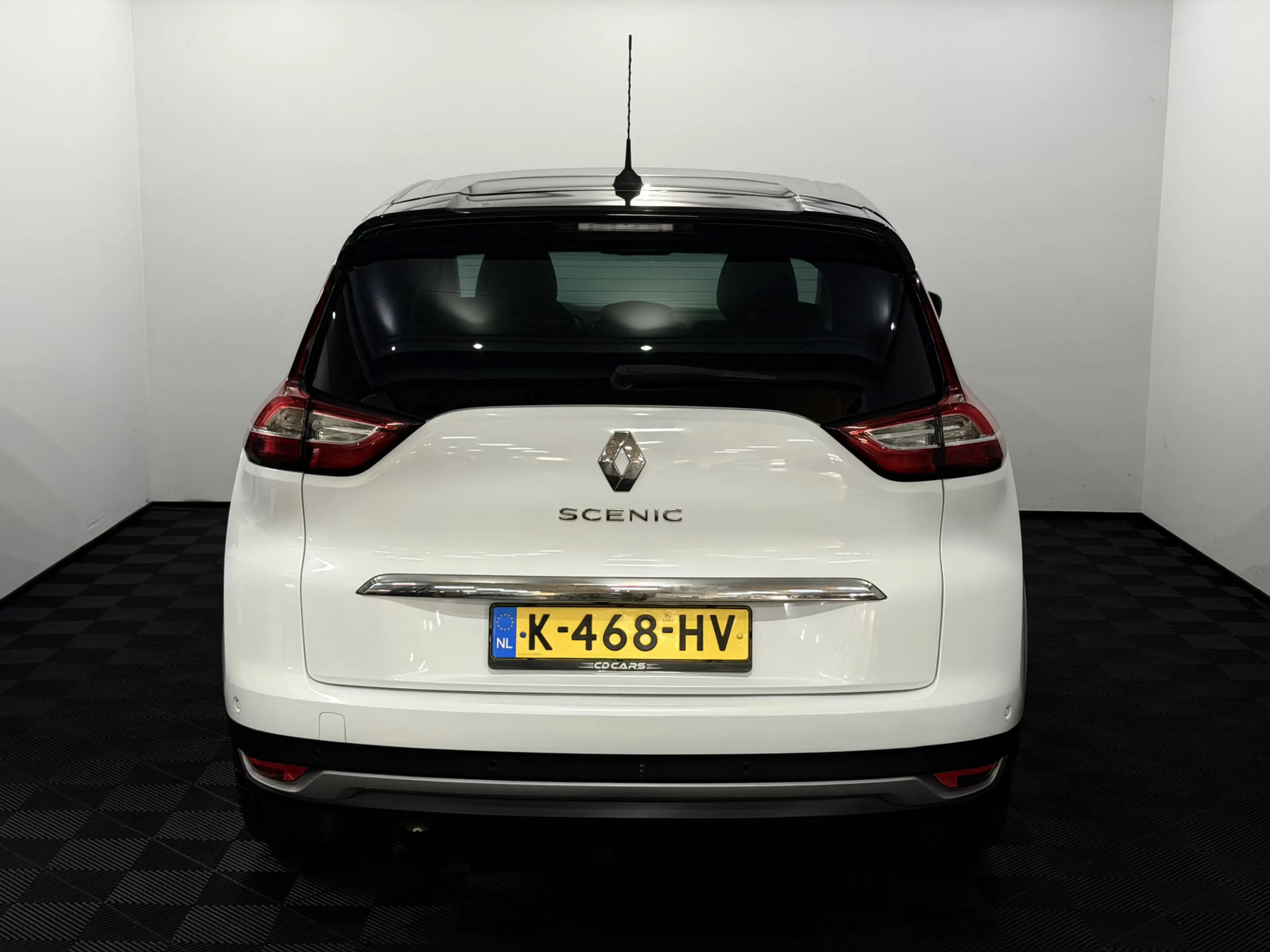 Renault Grand Scenic 1.3 TCe Bose 7p. Camera, Navi, Half leder, Keyless — photo 5