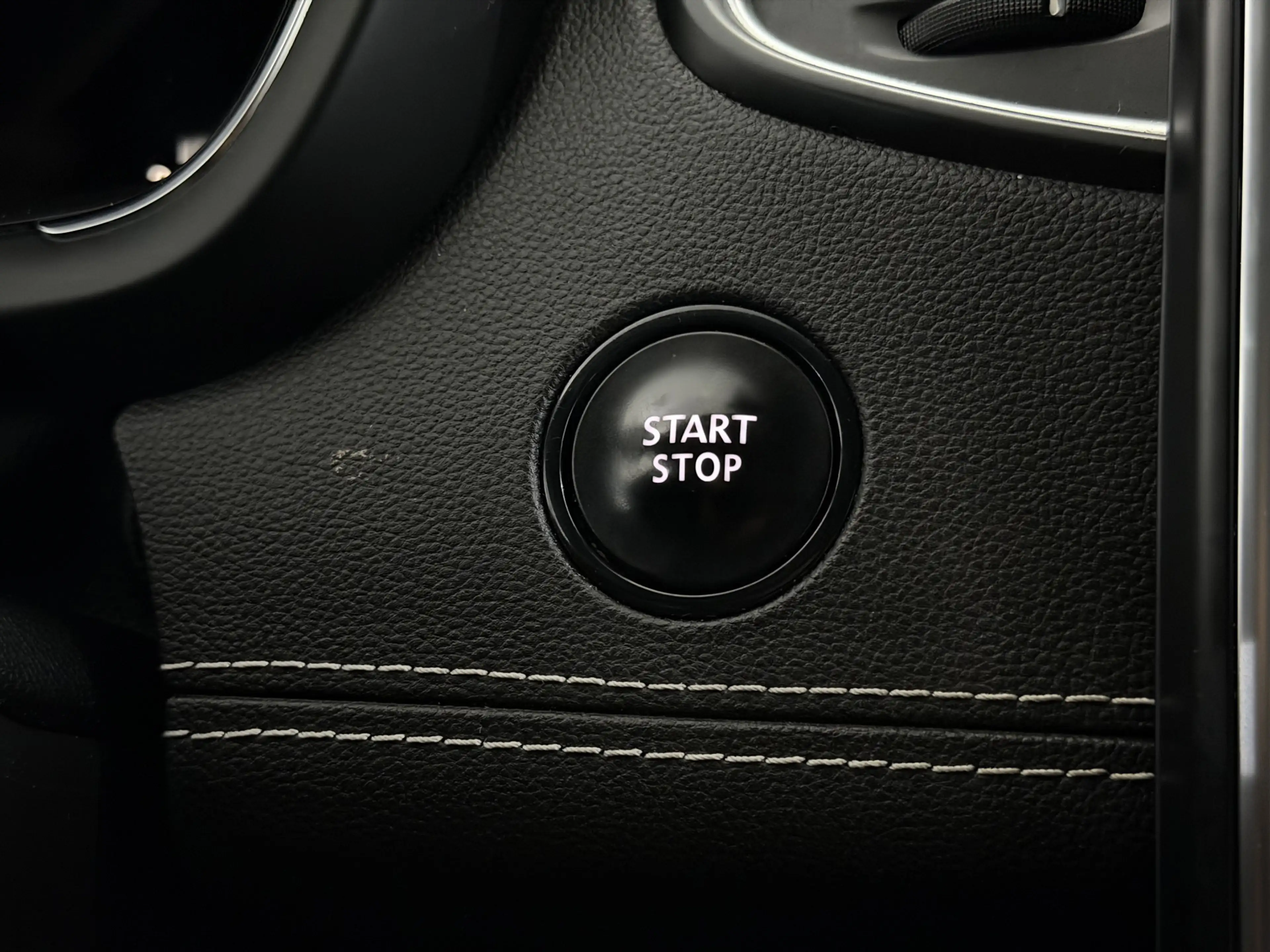 Renault Grand Scenic 1.3 TCe Bose 7p. Camera, Navi, Half leder, Keyless — photo 28