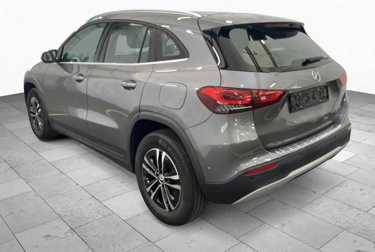2024 Mercedes-Benz GLA 180 d Kamera*LED*Navi*MBUX*Teilleder*17*DAB, photograph 4