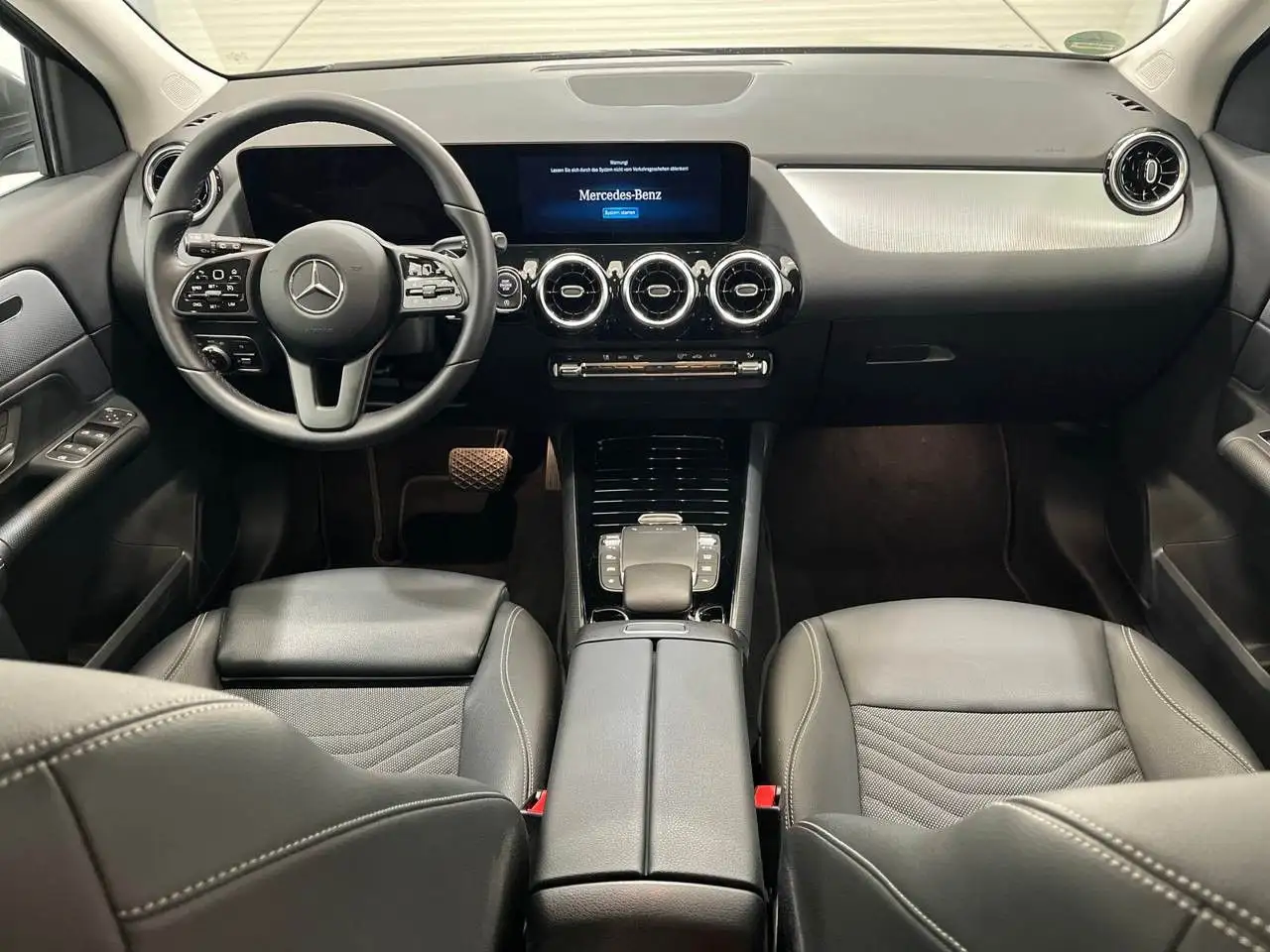 2024 Mercedes-Benz GLA 180 d Kamera*LED*Navi*MBUX*Teilleder*17*DAB, photograph 8