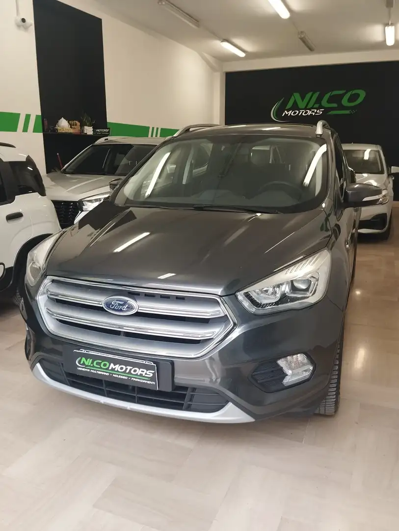 Ford Kuga Kuga 1.5 tdci Business s Grijs - 1