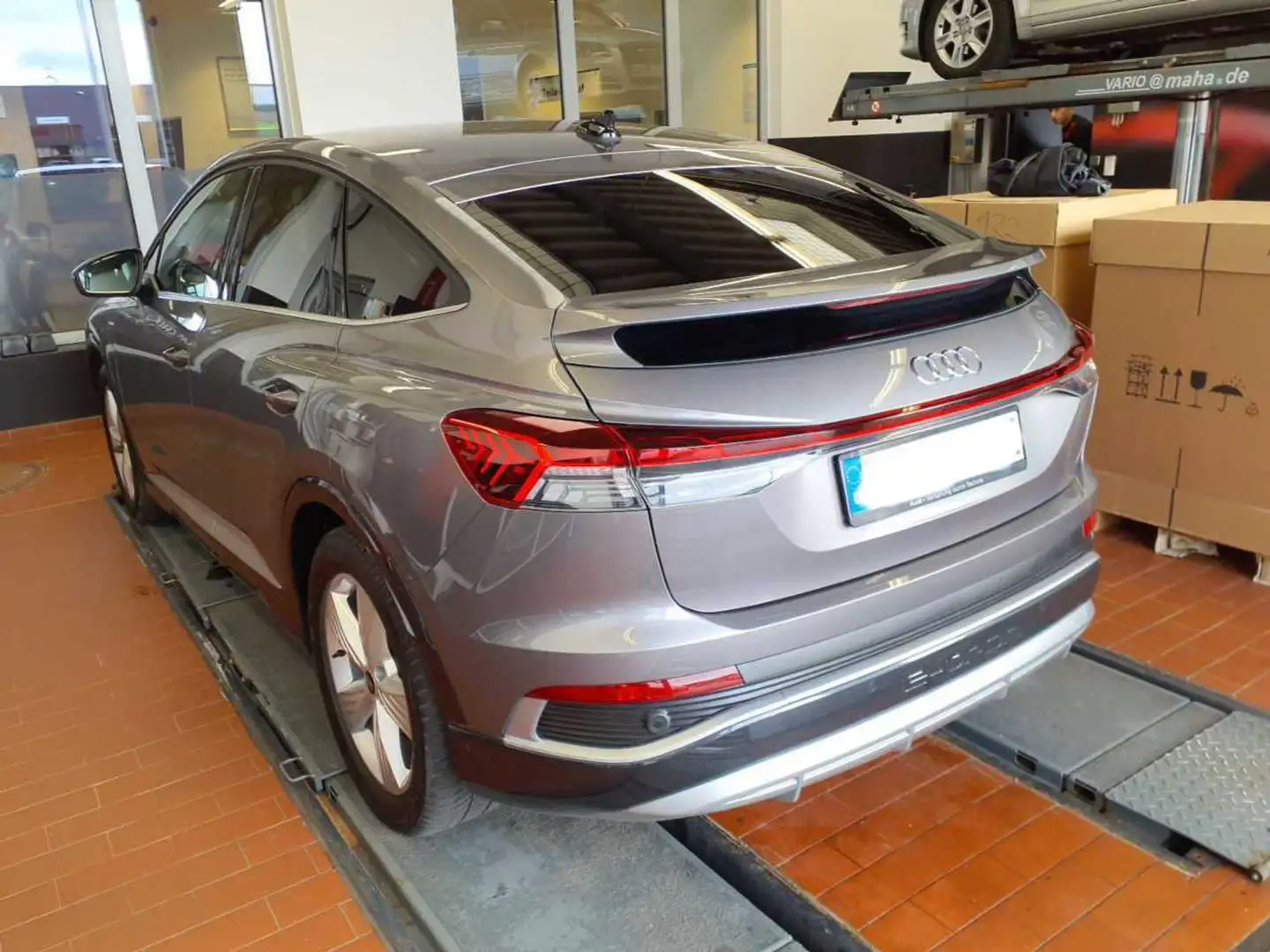 Audi Q4 e-tron Q4 Sportback e-tron S line 40 e-tron 150 kW connec Grau - 2