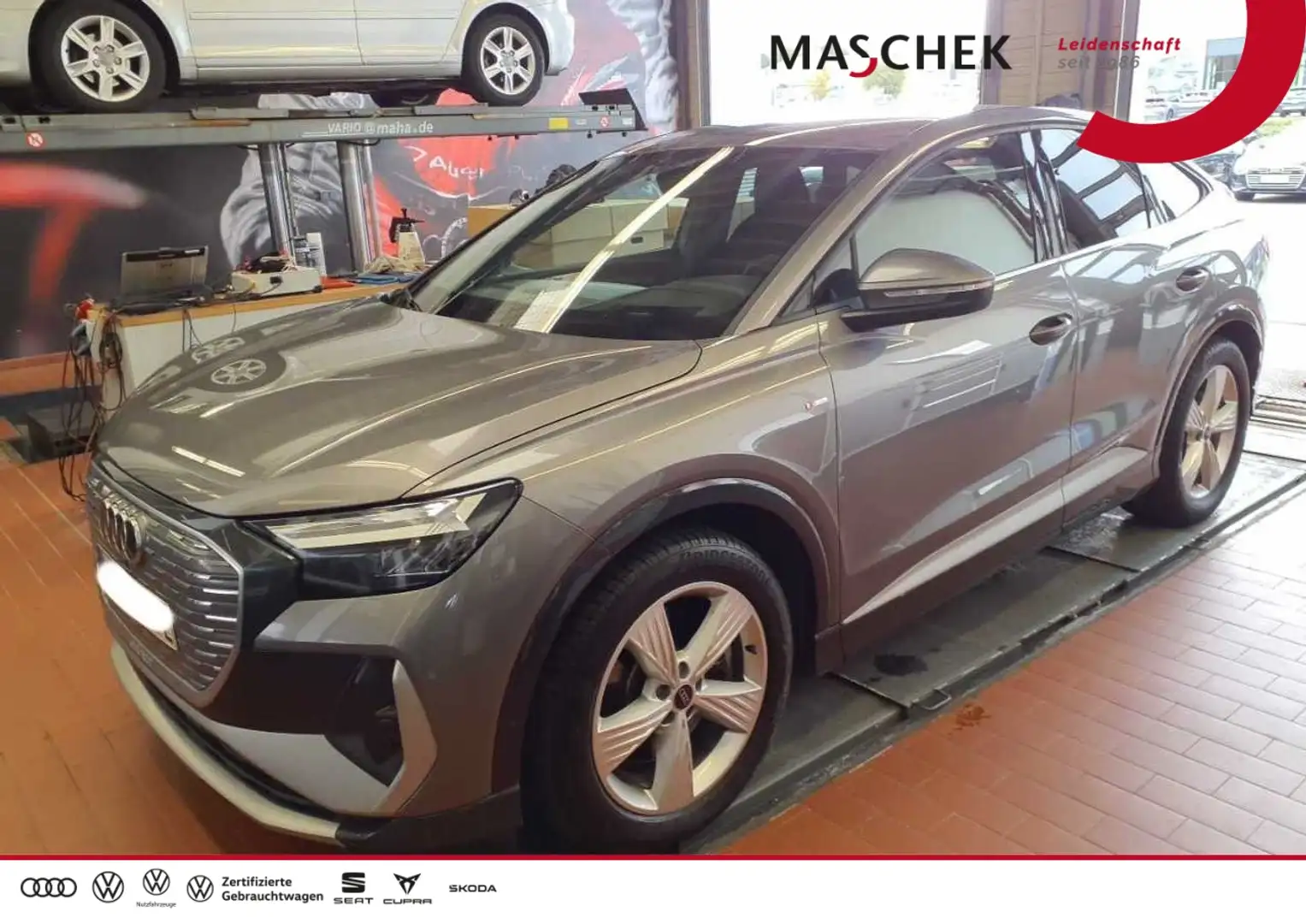 Audi Q4 e-tron Q4 Sportback e-tron S line HUD RearView ACC Wärmep Grau - 1