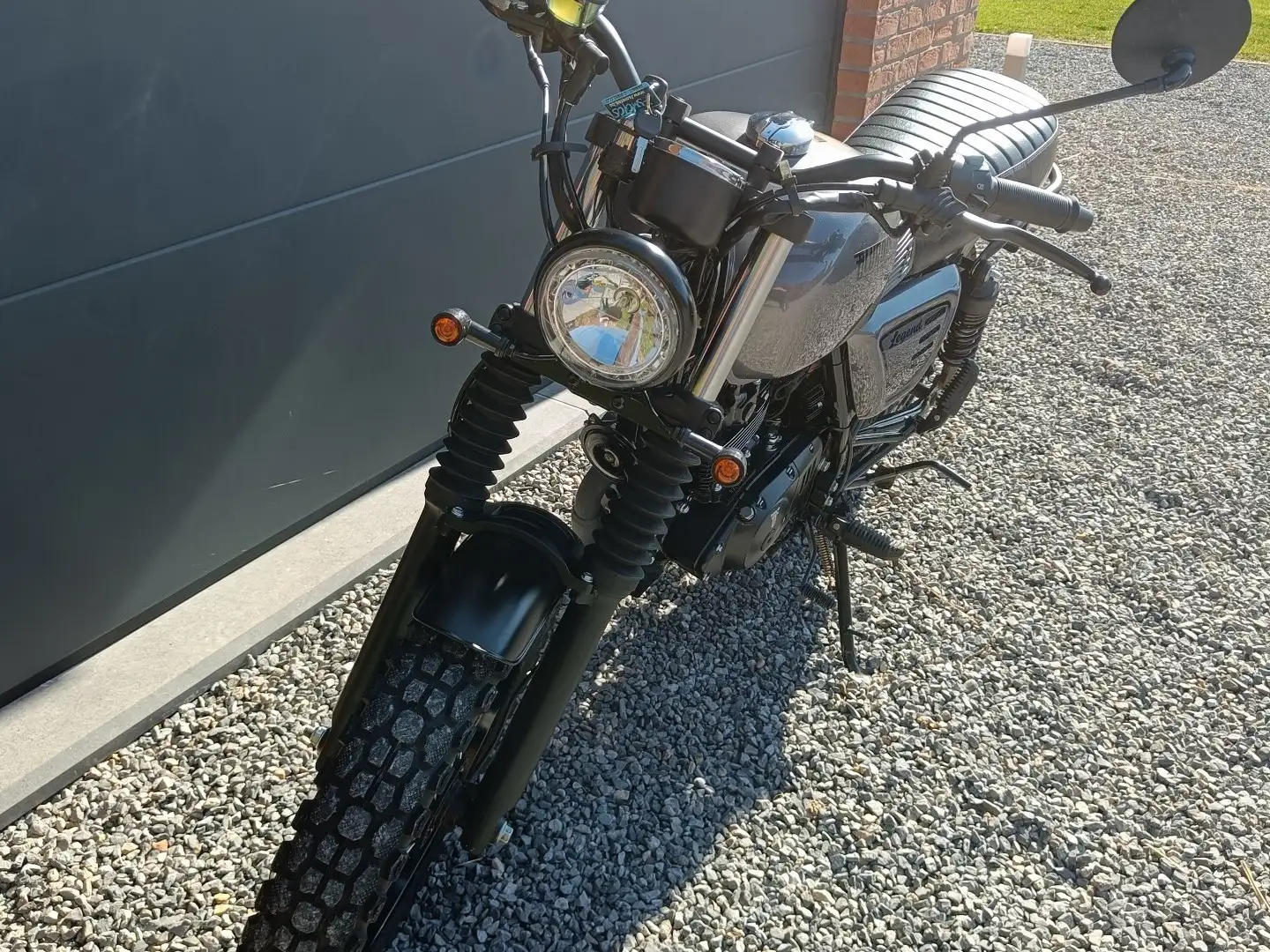 Bullit Bluroc 125 Grau - 2