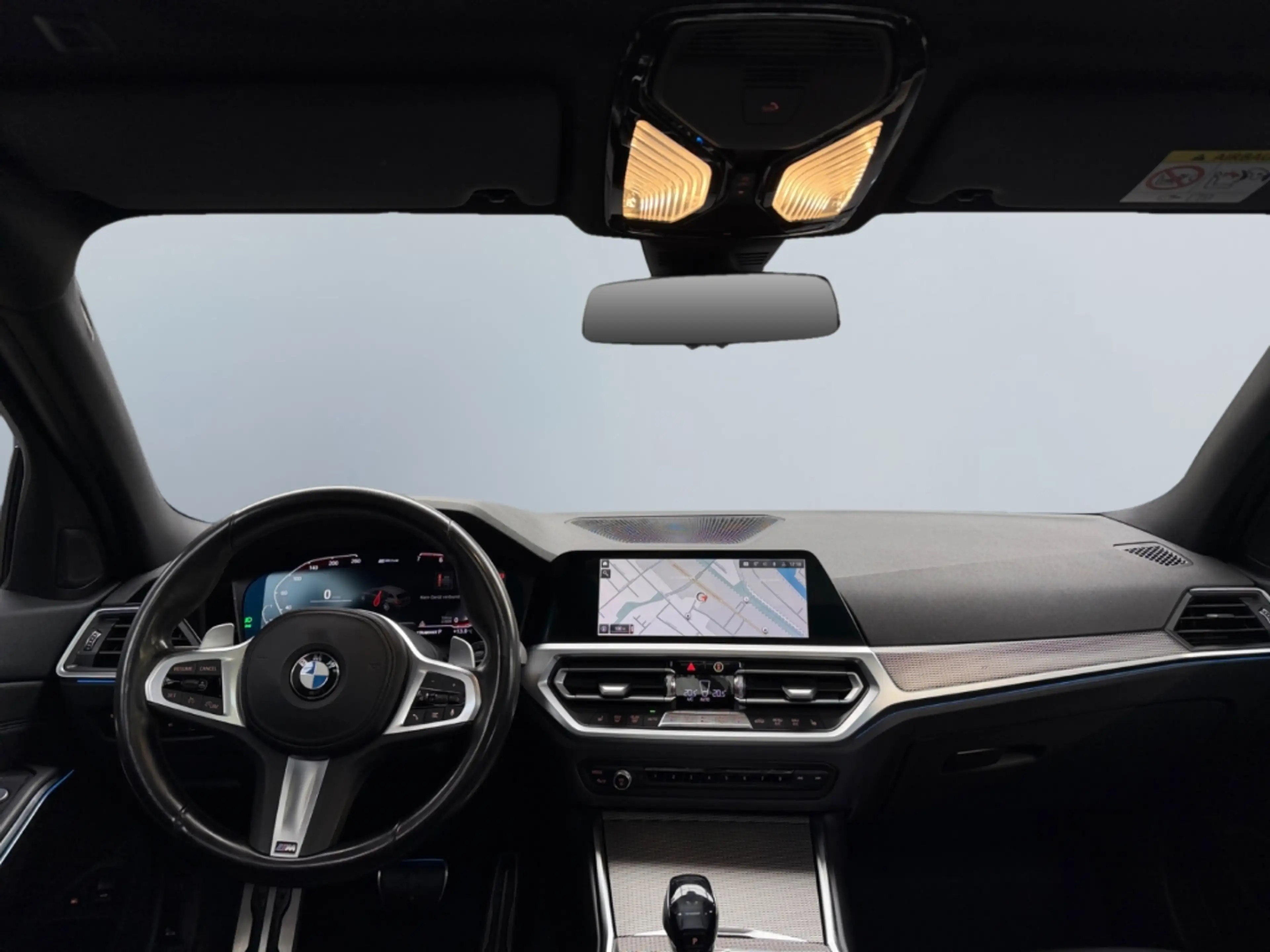 BMW 330 e Touring xDr M Sport *LED*Pano*AHK*HiFi*CAM* — photo 11