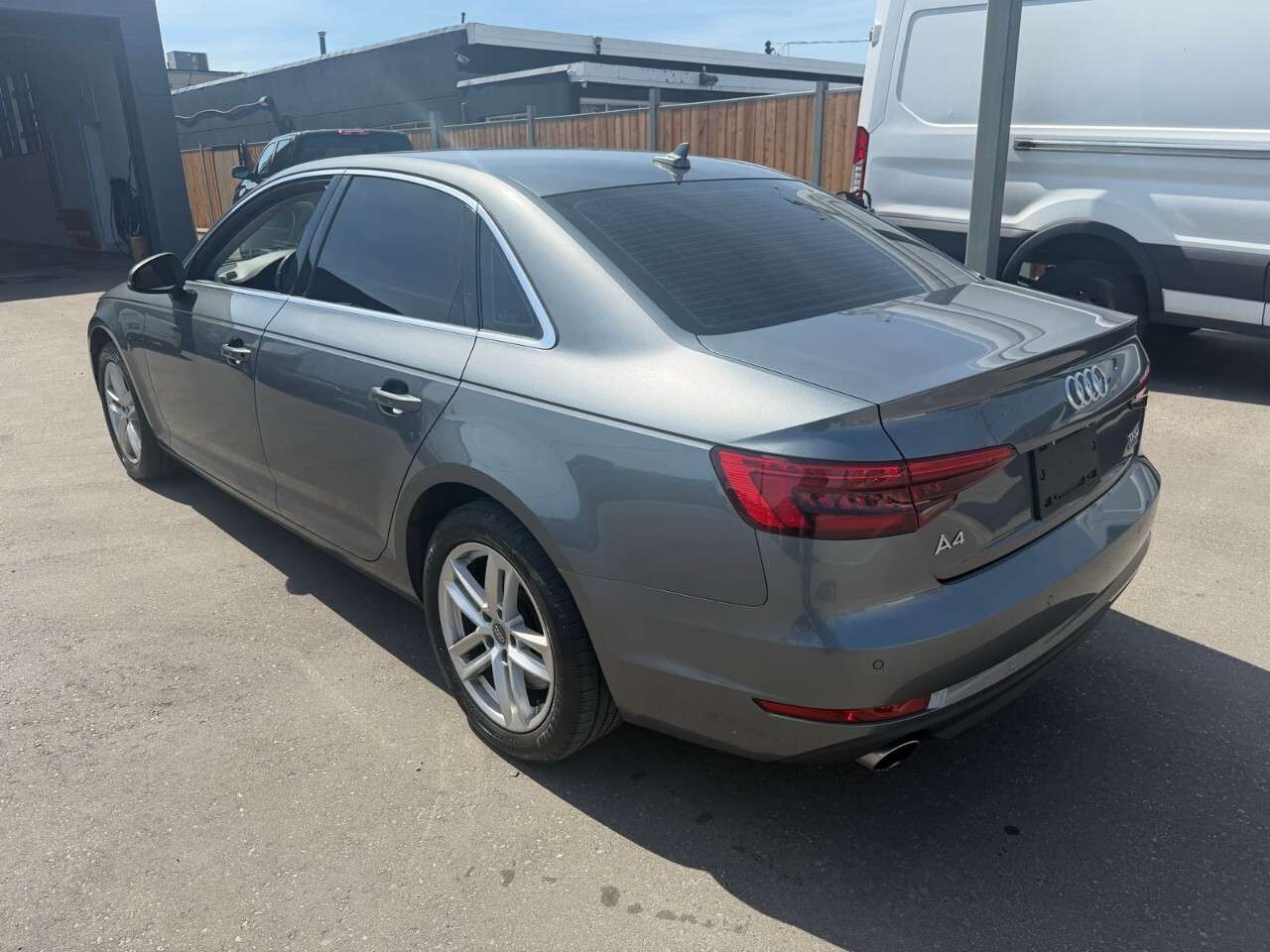 2017 Audi A4 4dr Sdn Auto Komfort quattro 2017 audi a4 komfort thumb 6