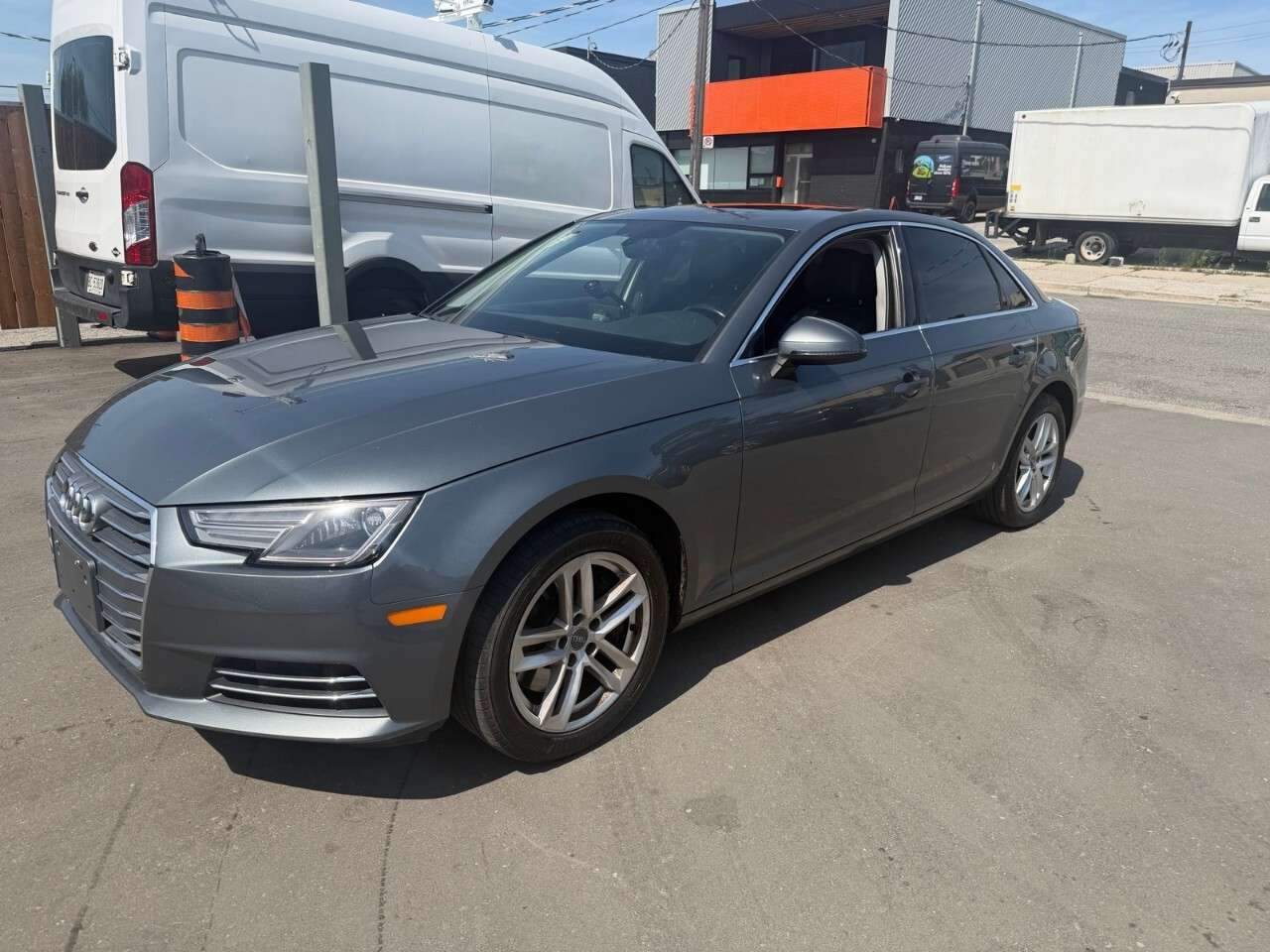2017 Audi A4 4dr Sdn Auto Komfort quattro 2017 audi a4 komfort alt 2