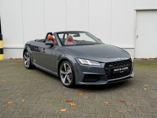 Audi TT TT Roadster Quattro 20 year edition - NEW CONDITION - FULL SERVICE HISTORY - CAMERA - APPLE CARPLAY - MATRIX LED - B&O