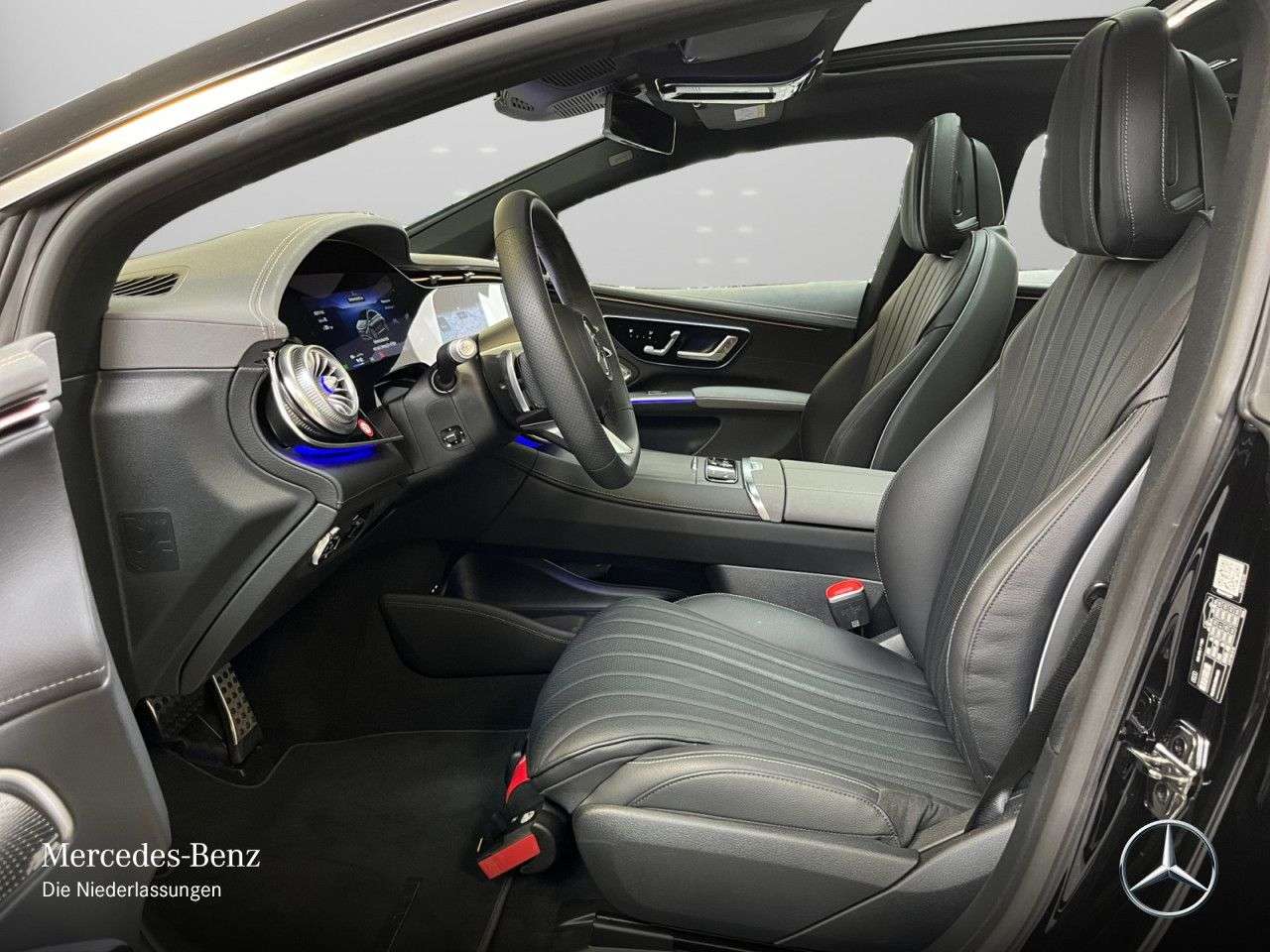 Mercedes-Benz EQS